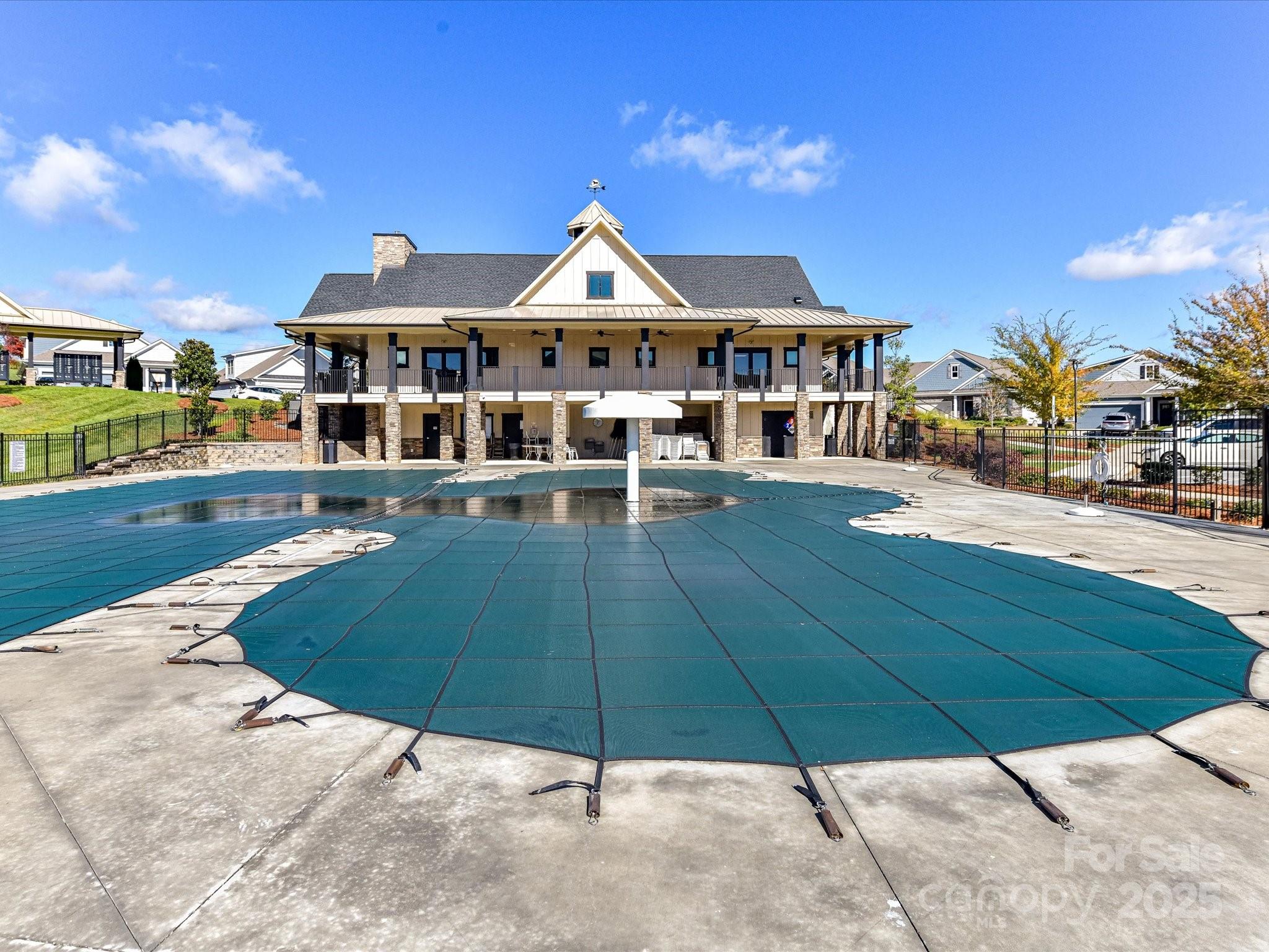 1072 Thoroughbred Drive