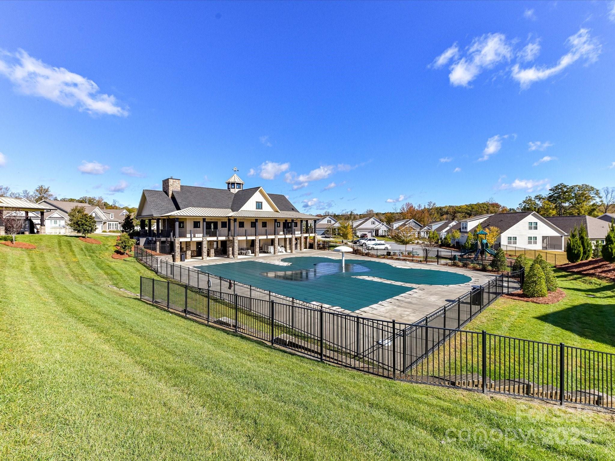 1072 Thoroughbred Drive