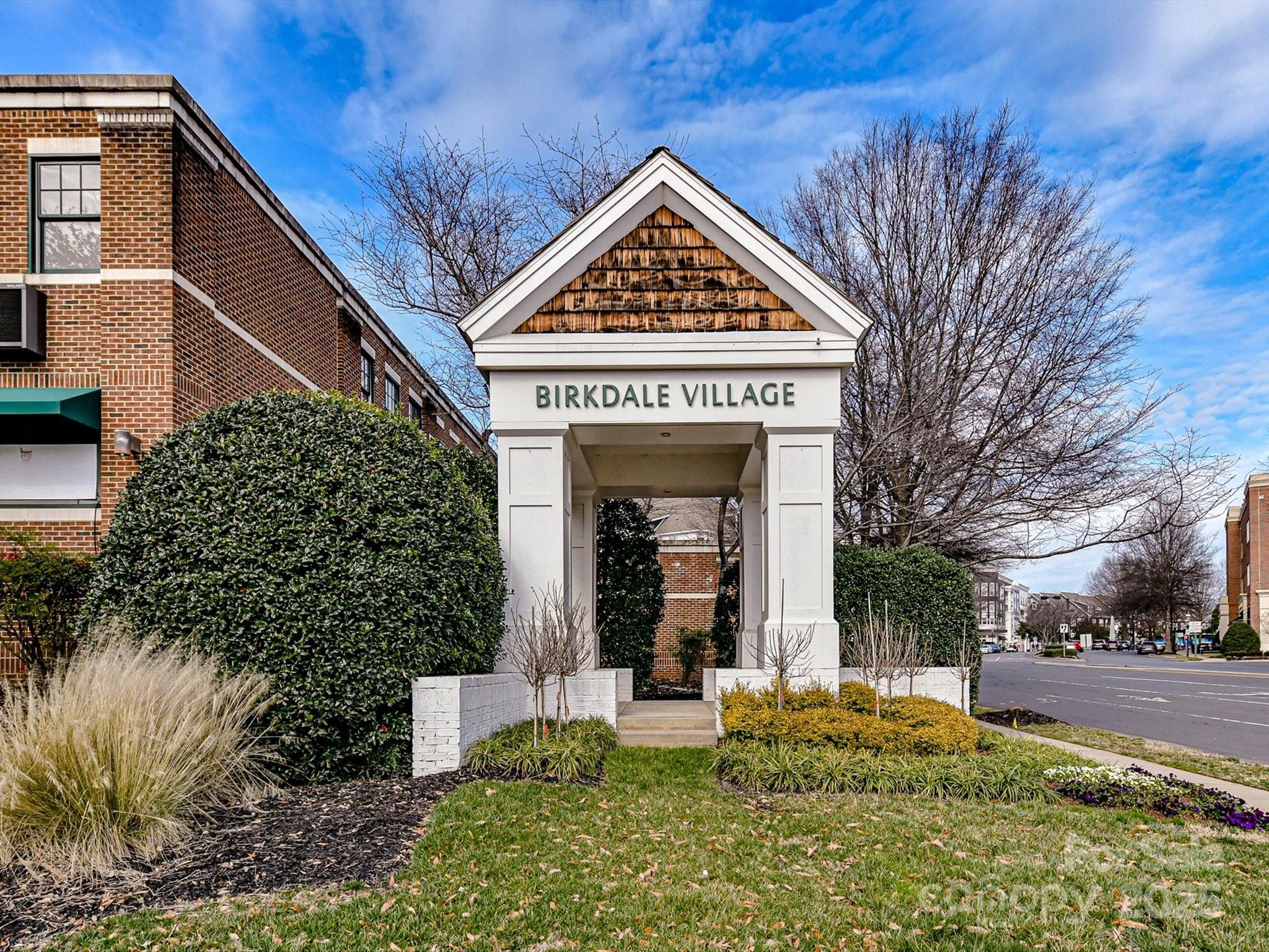 8674 Brook Glen Lane