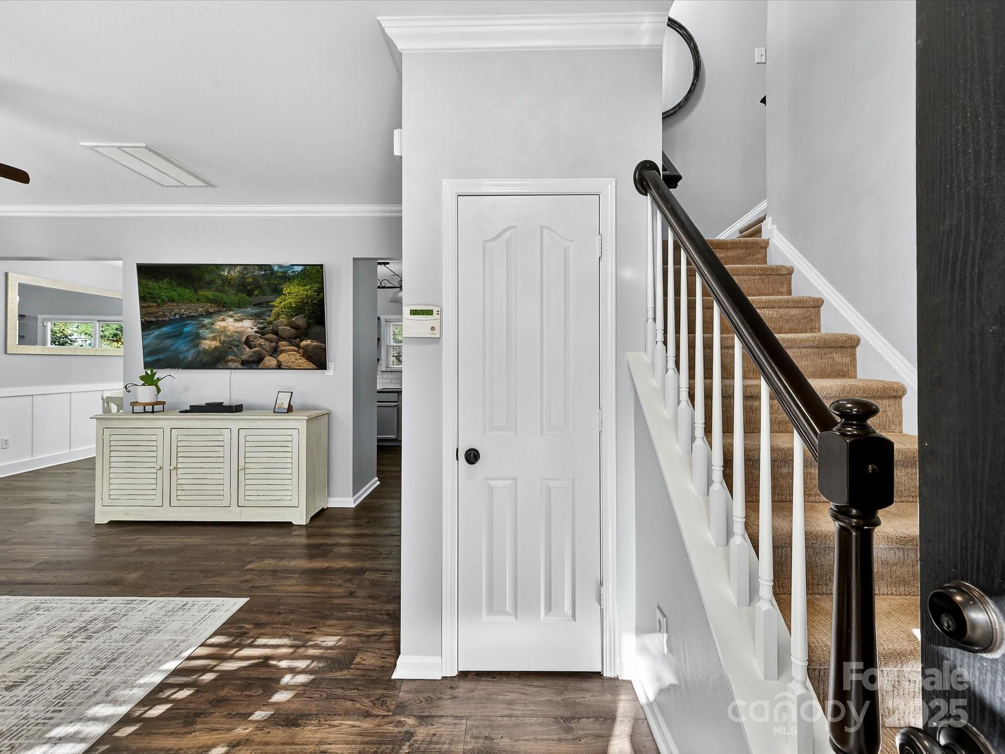 8674 Brook Glen Lane