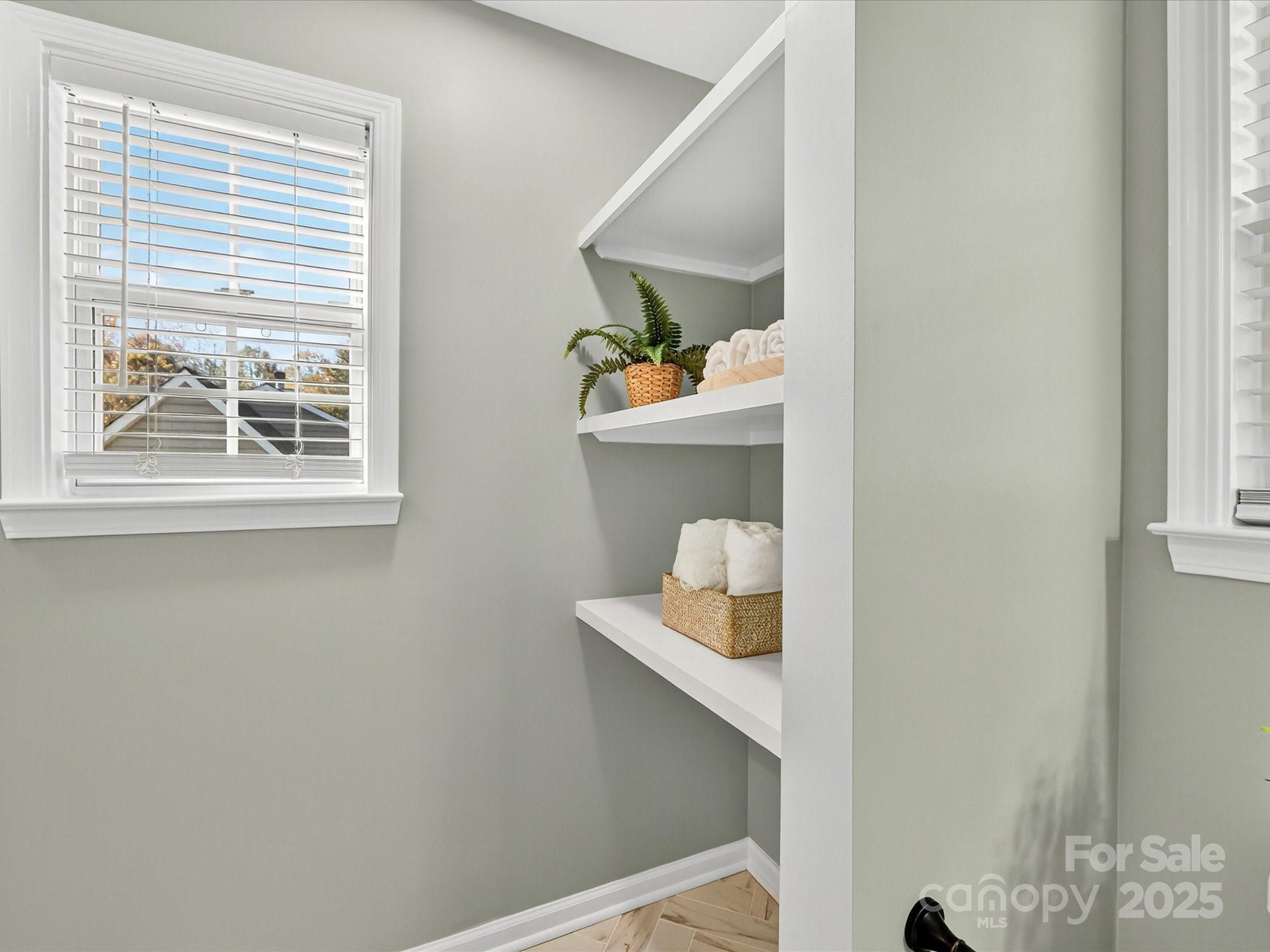 8674 Brook Glen Lane