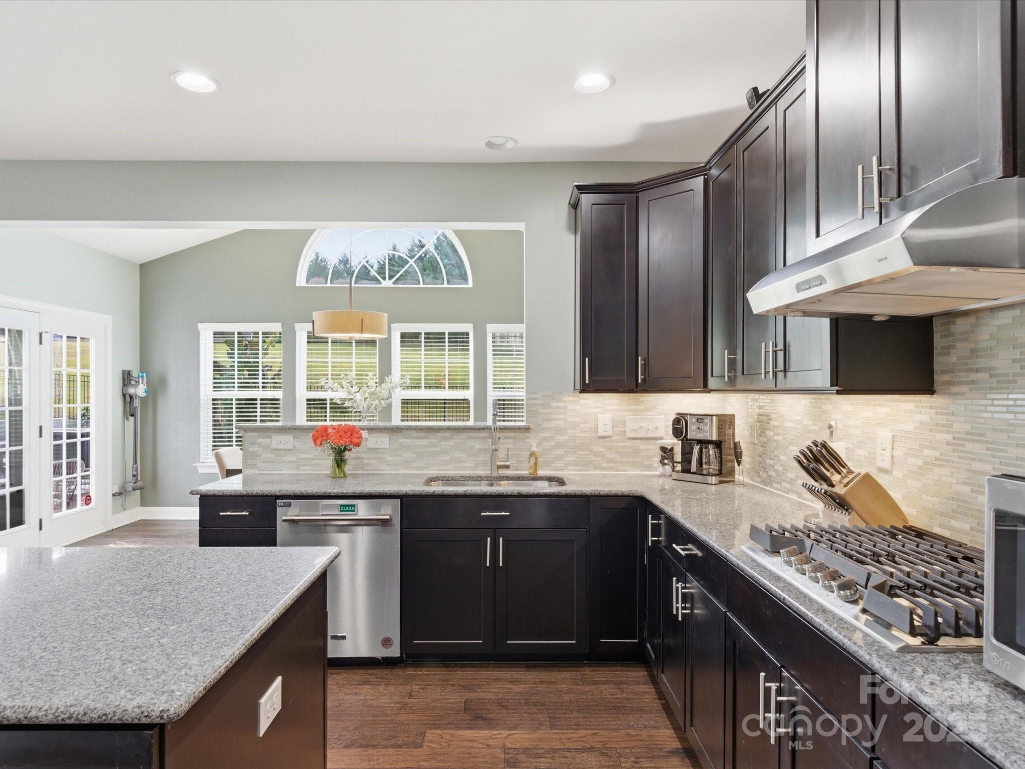 9925 Violet Cannon Drive NW Unit: 94