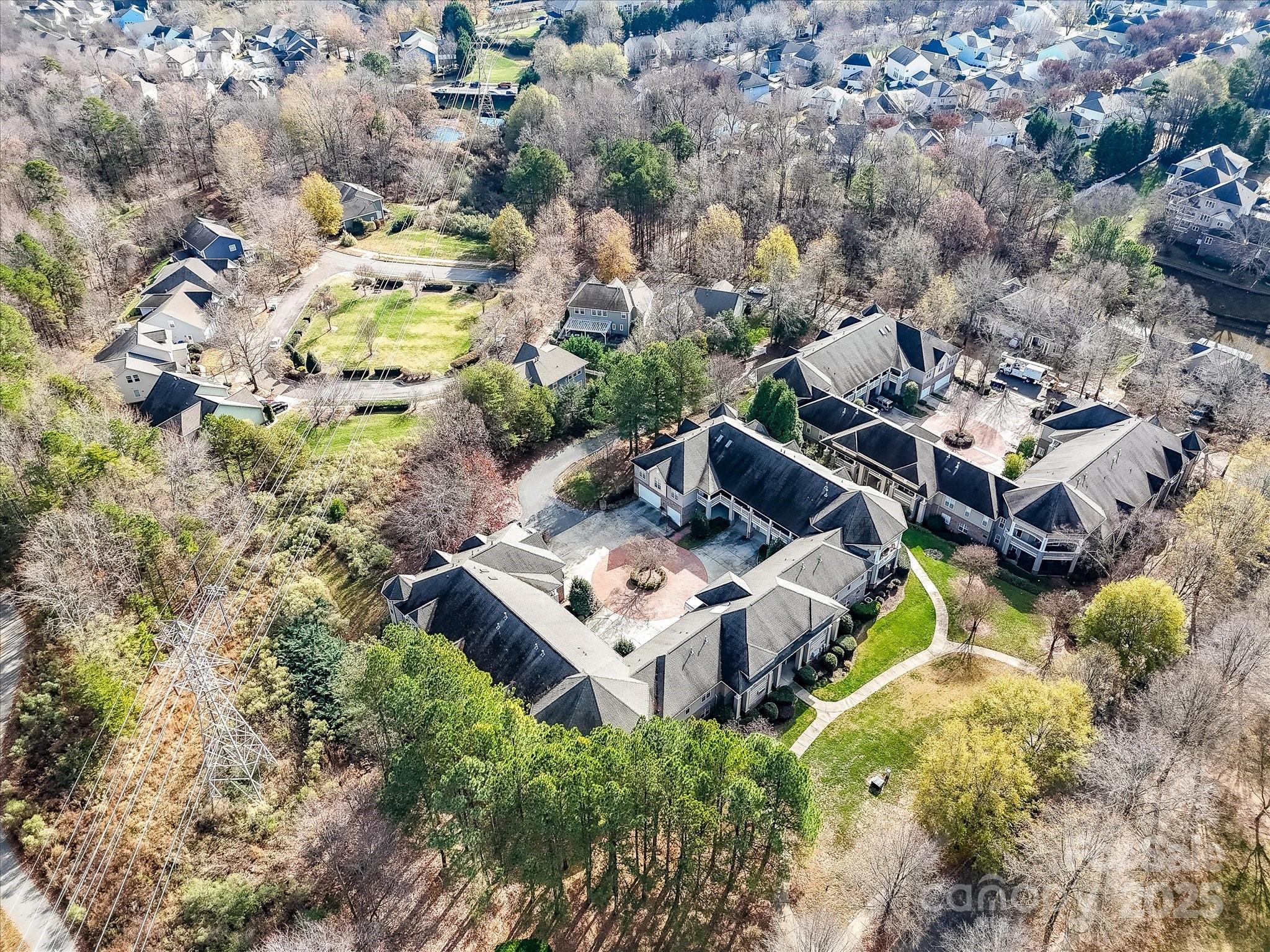 9065 Rosalyn Glen Road