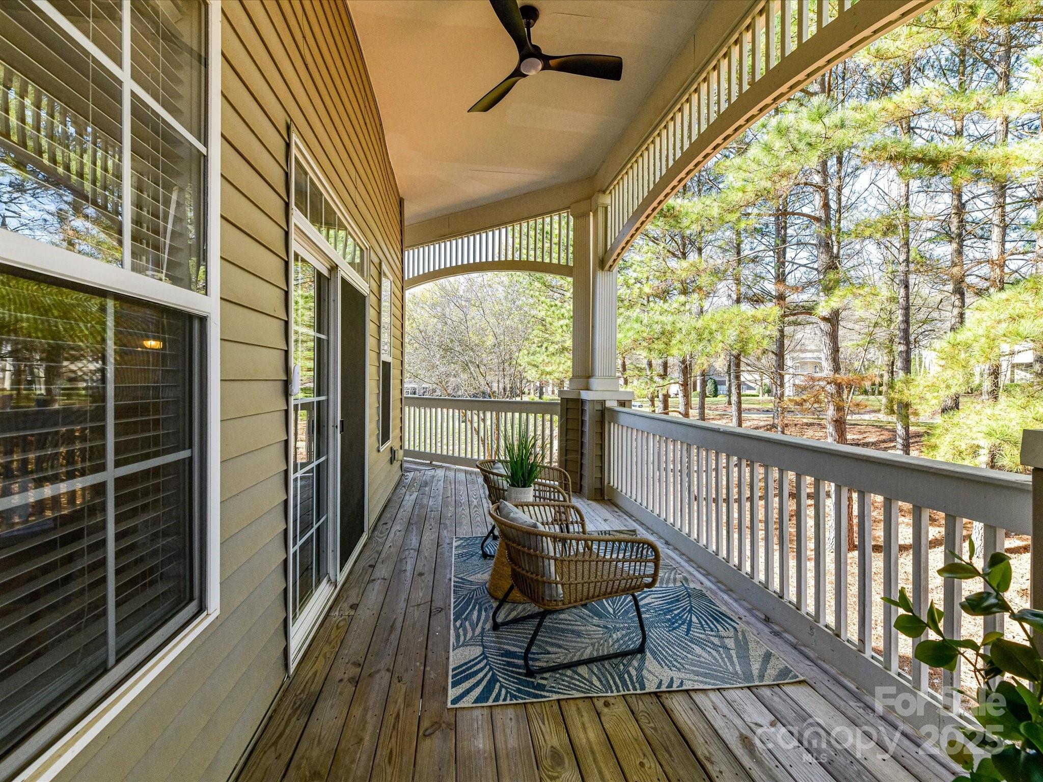 9065 Rosalyn Glen Road