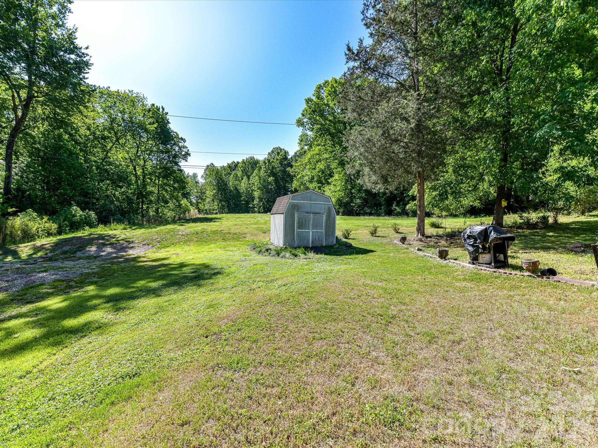10803 Chestnut Hill Drive
