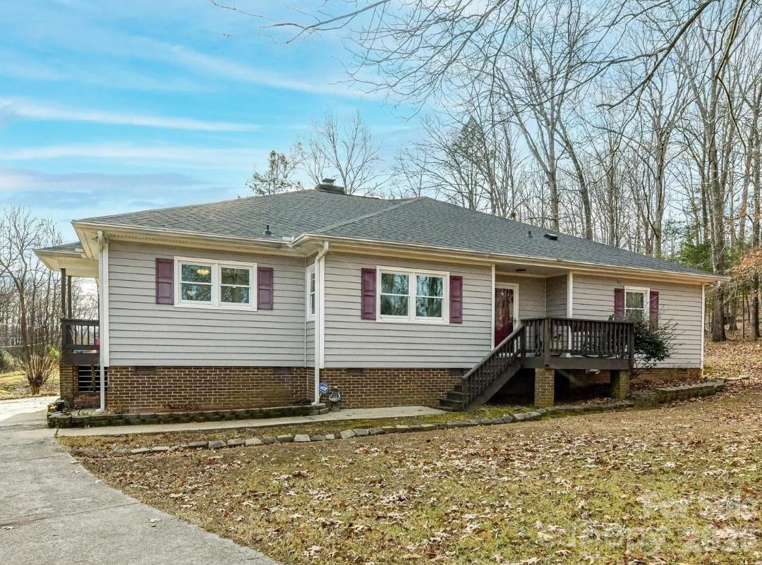 10803 Chestnut Hill Drive