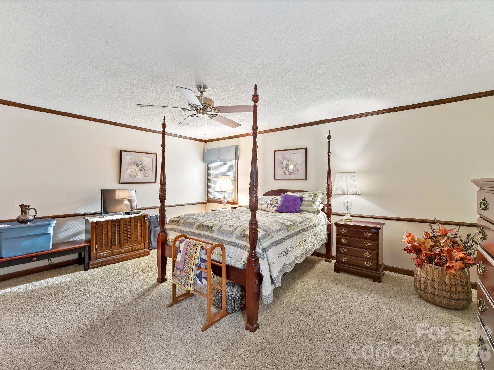 10803 Chestnut Hill Drive