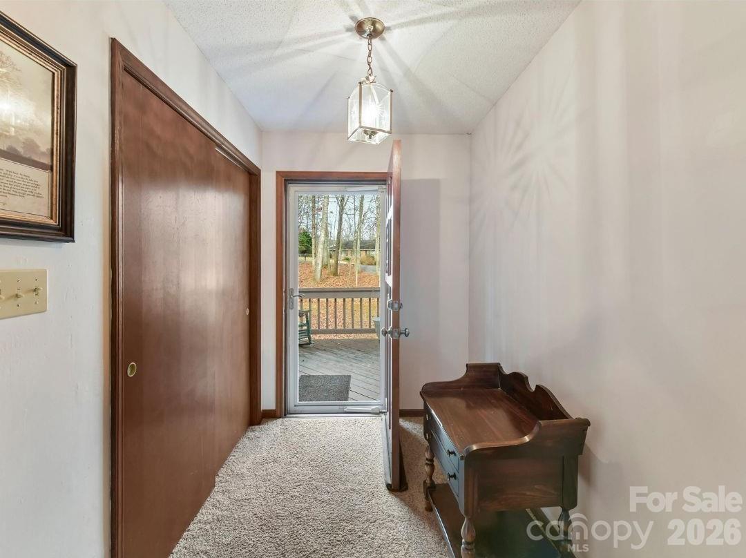 10803 Chestnut Hill Drive