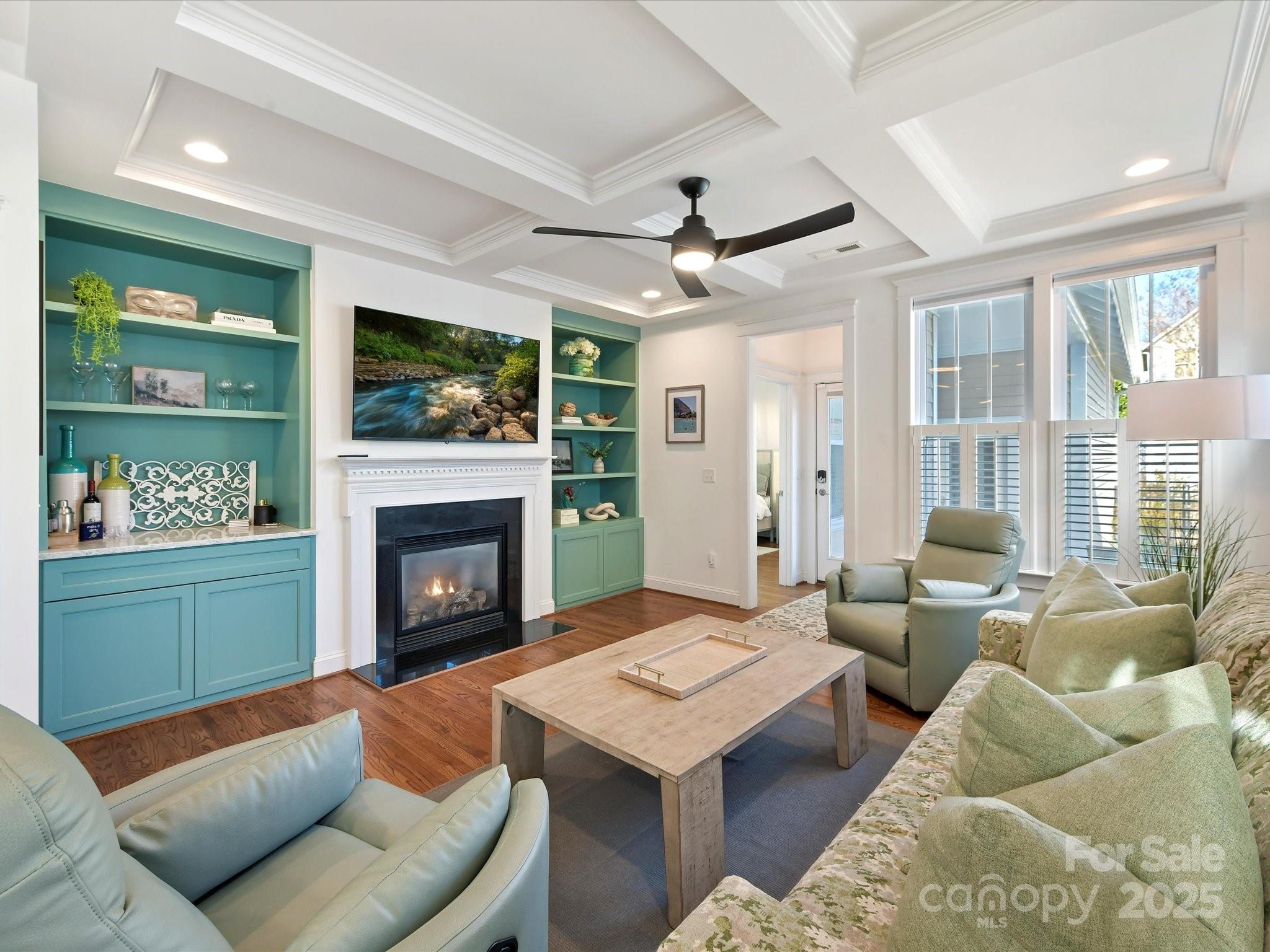 152 Lavender Bloom Loop