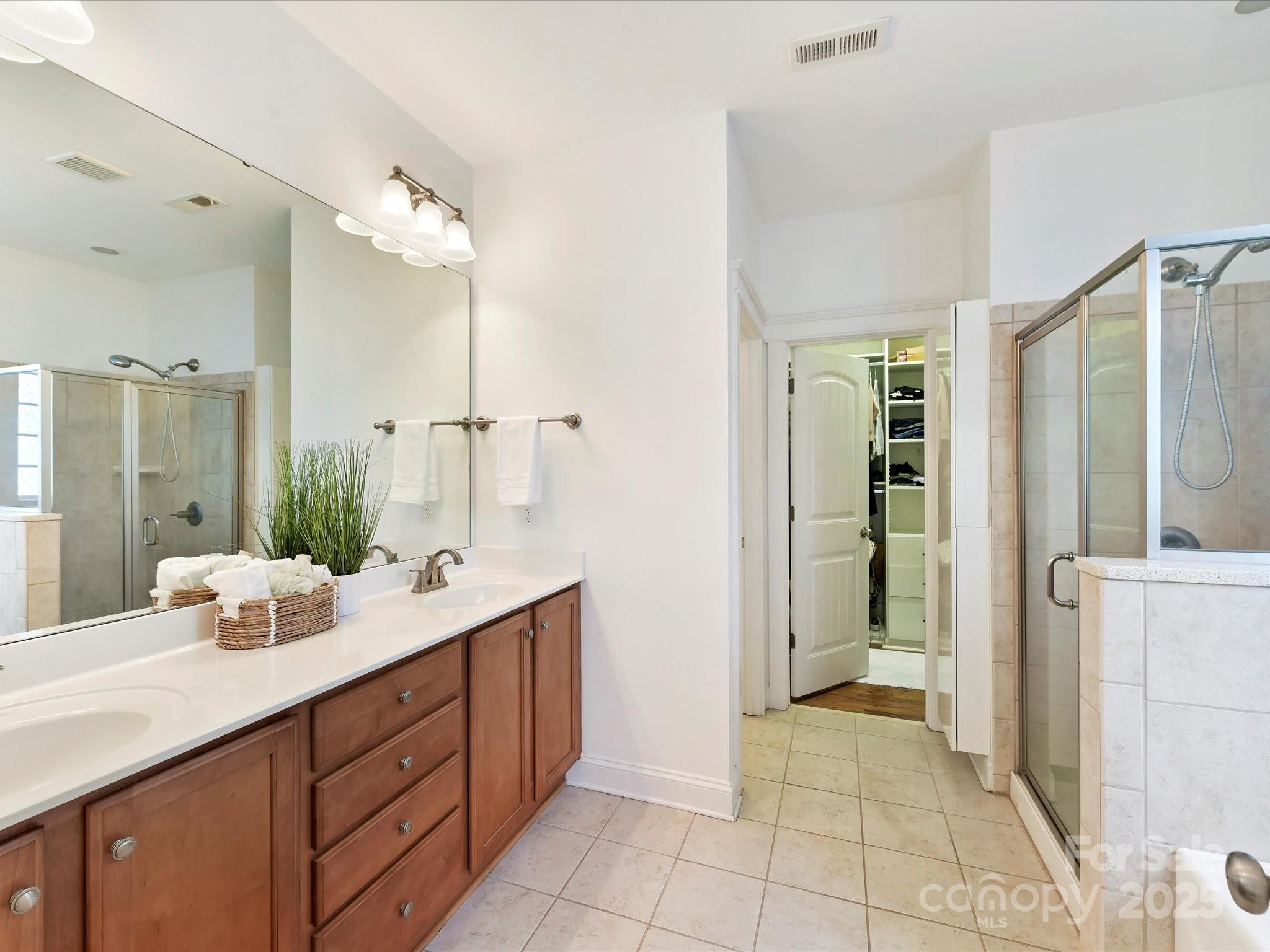 152 Lavender Bloom Loop