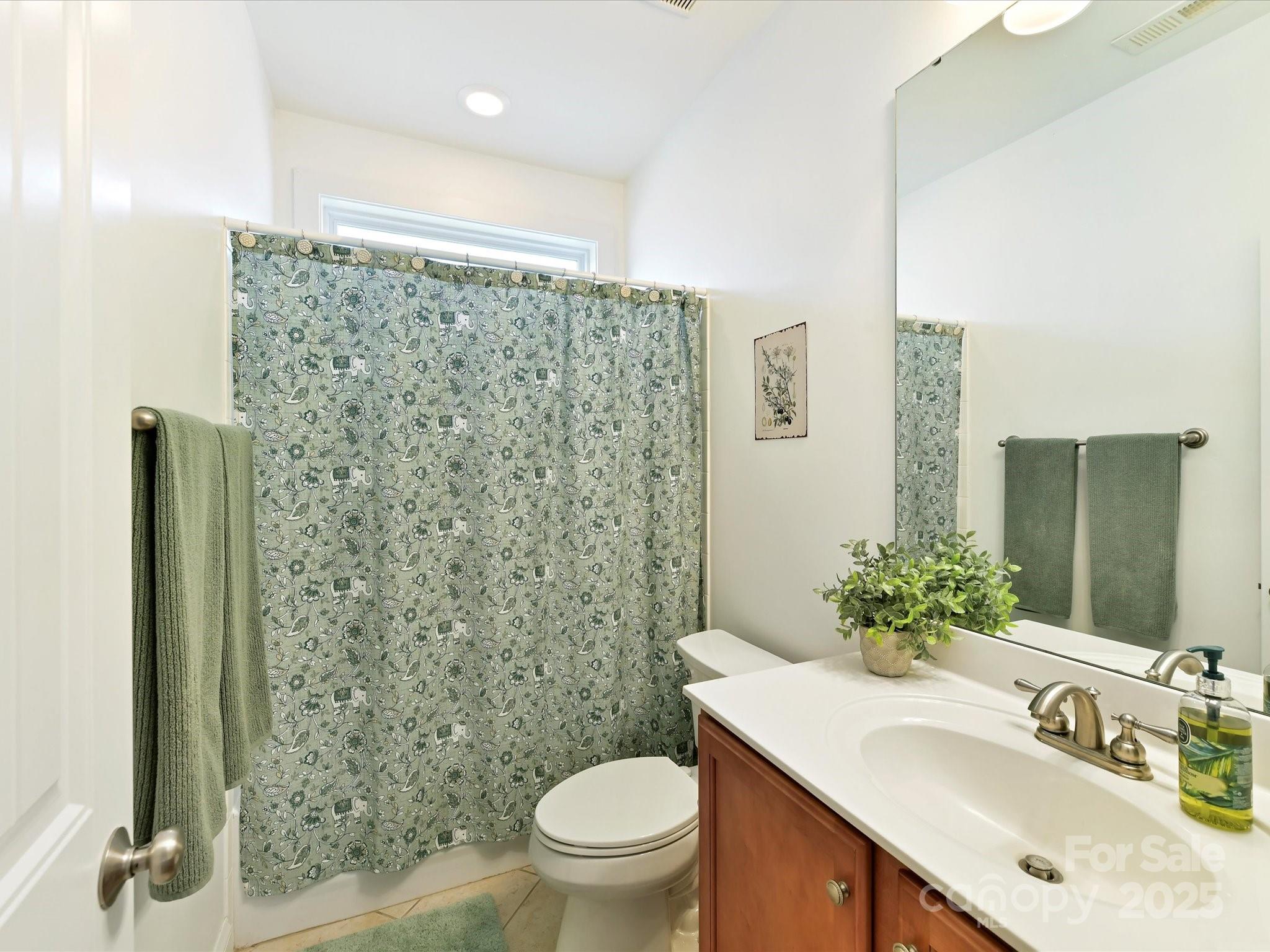 152 Lavender Bloom Loop