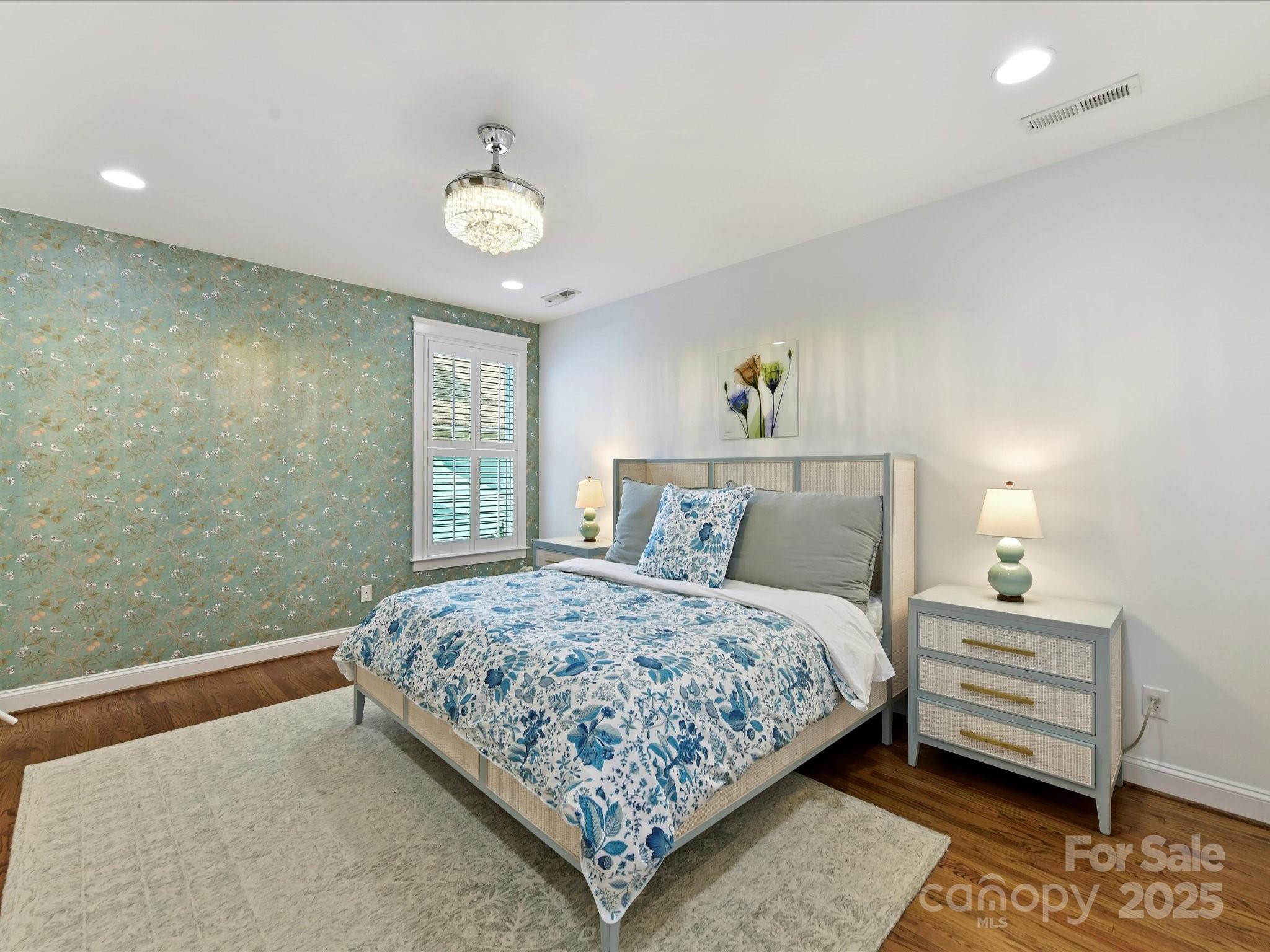 152 Lavender Bloom Loop