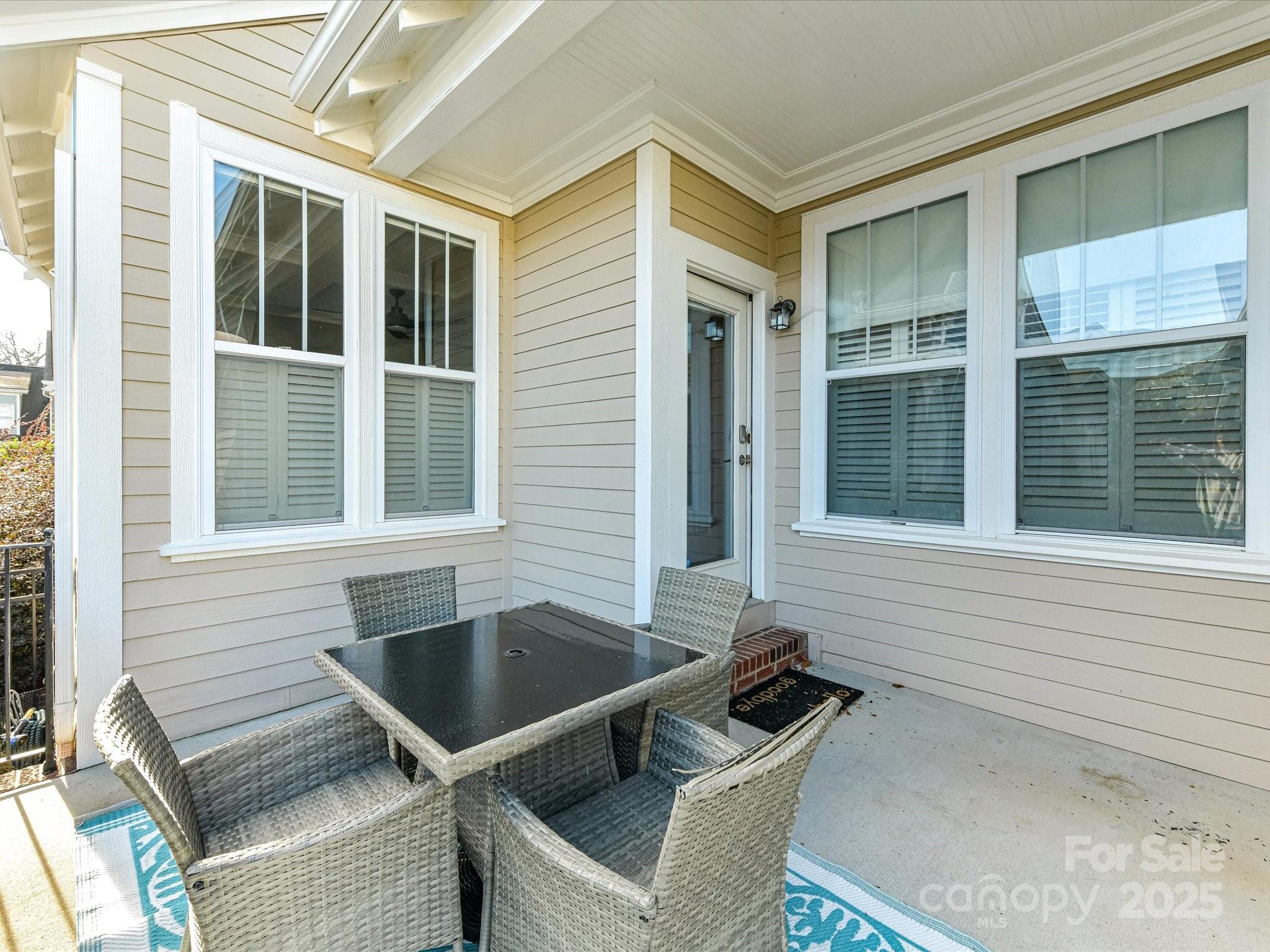 152 Lavender Bloom Loop