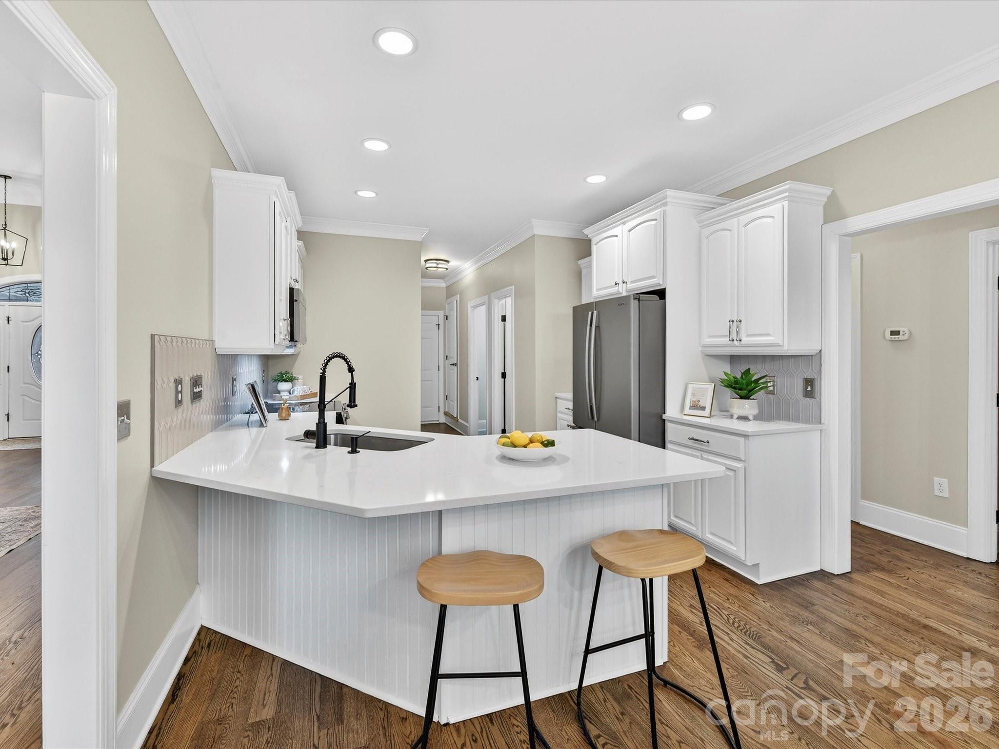 702 King Fredrick Lane SW