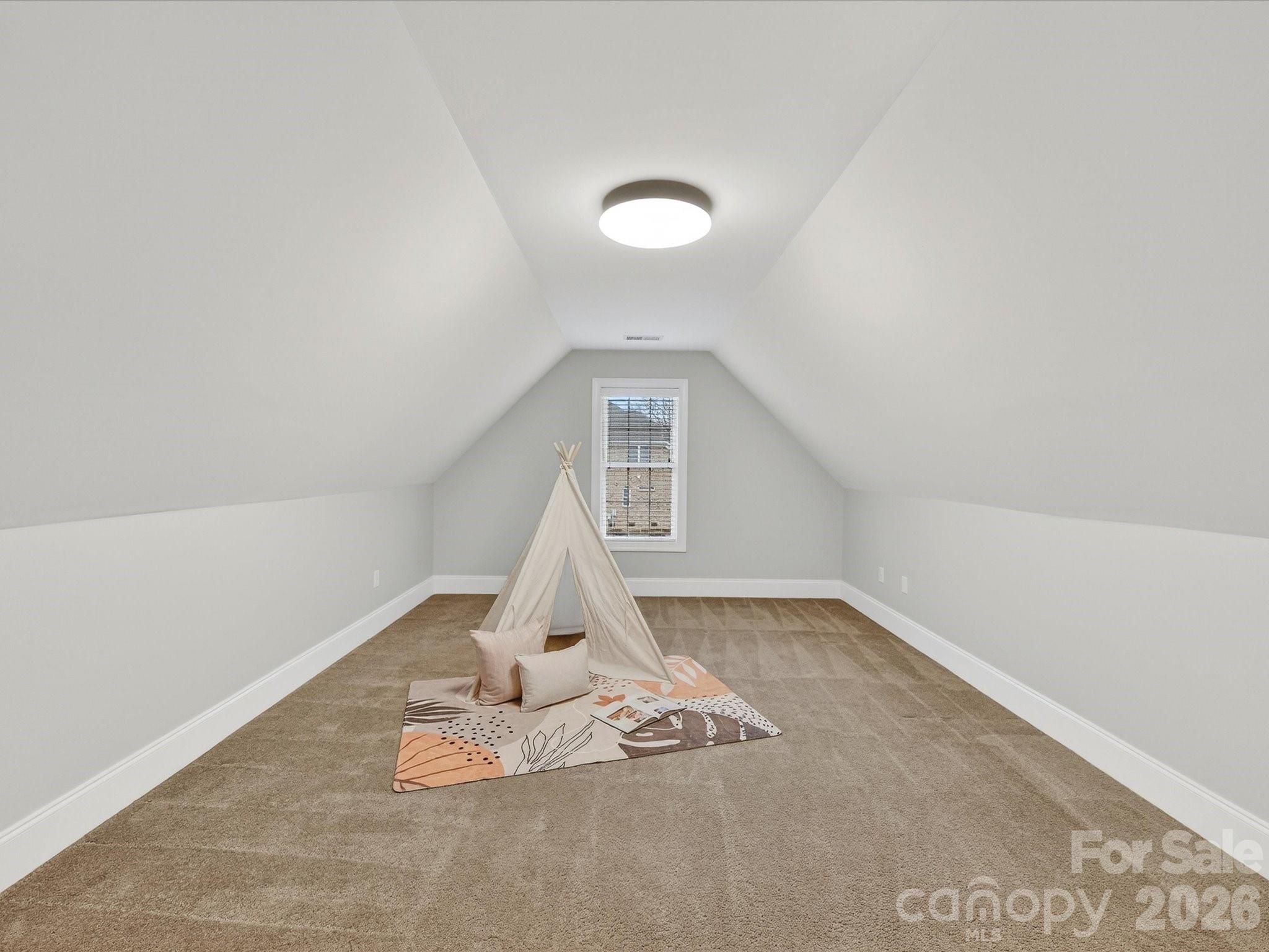 702 King Fredrick Lane SW