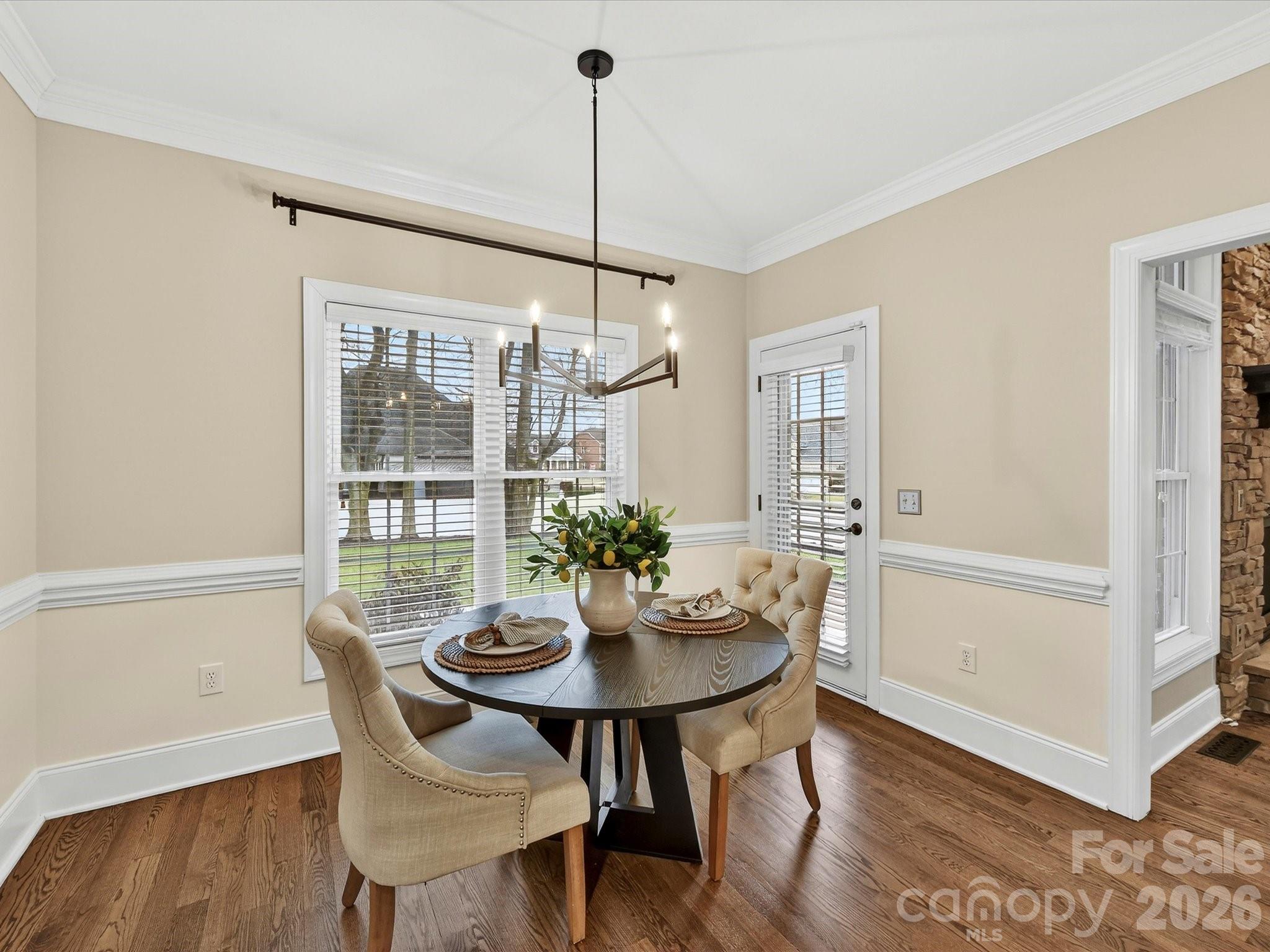 702 King Fredrick Lane SW