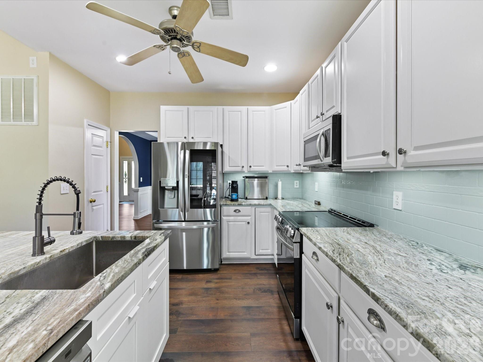 19716 Outermark Lane