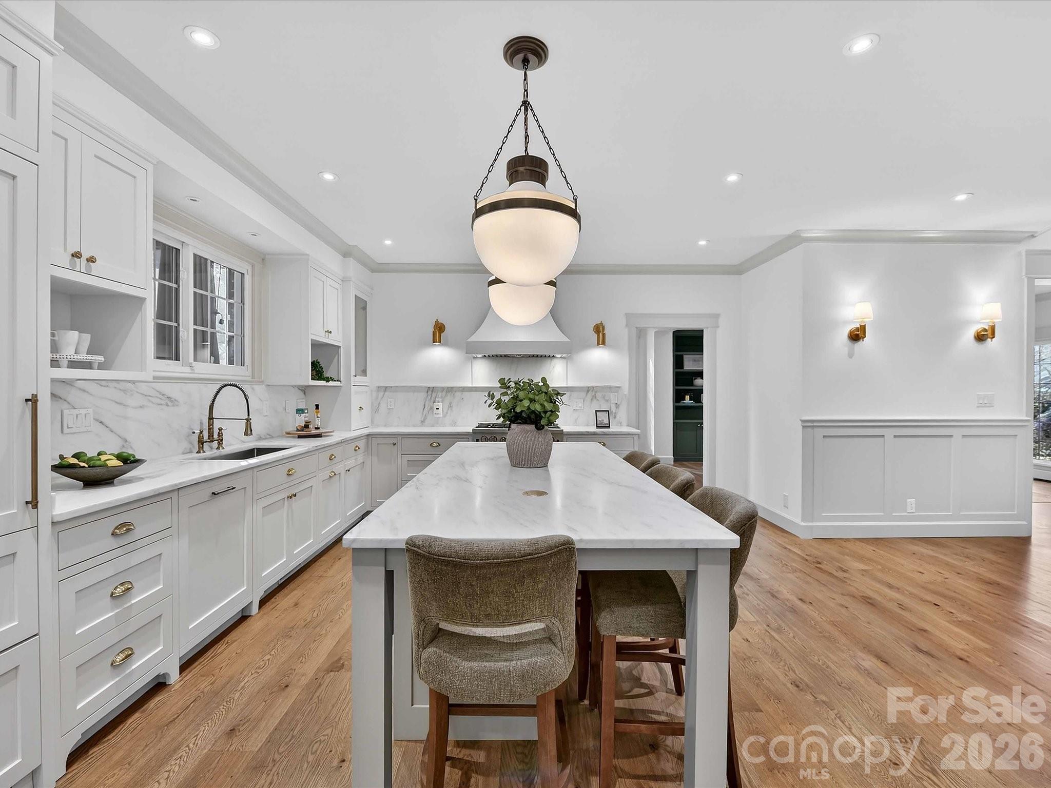 11912 Breezy Trail Lane