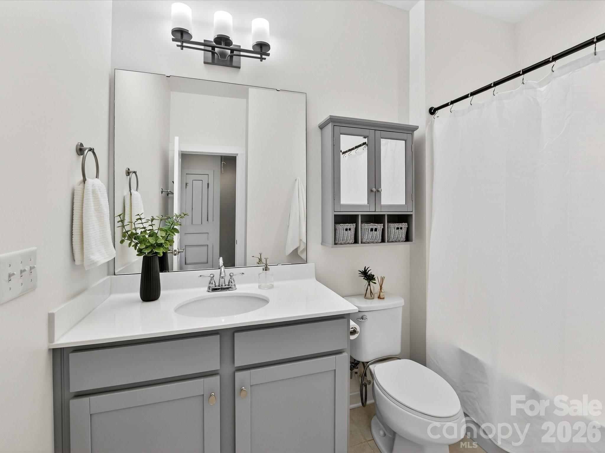 119 Capital Avenue Unit: C