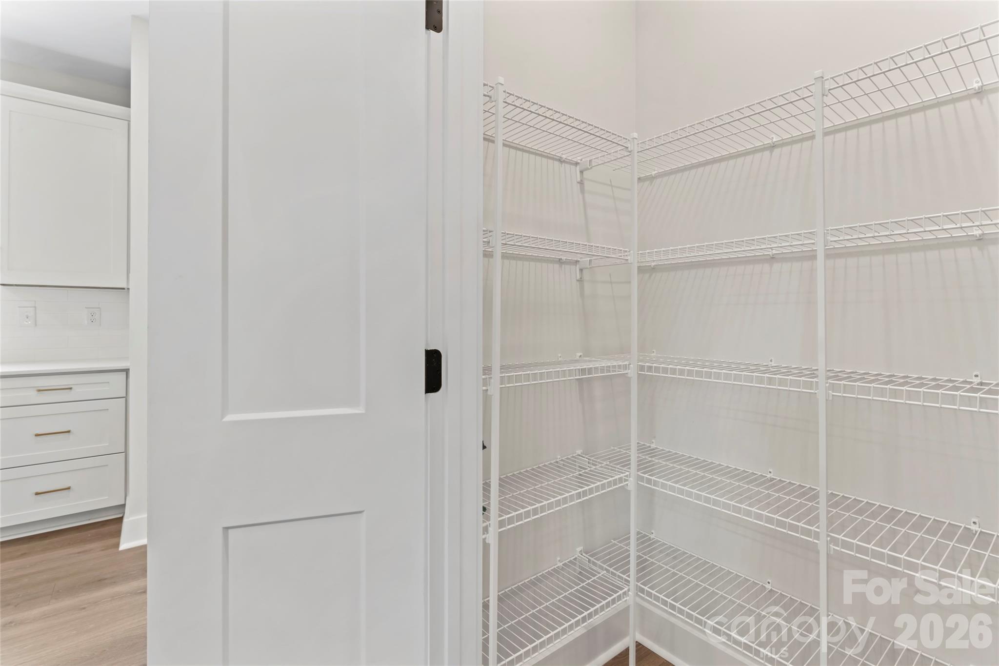 740 Falling Oak Alley Unit: 24