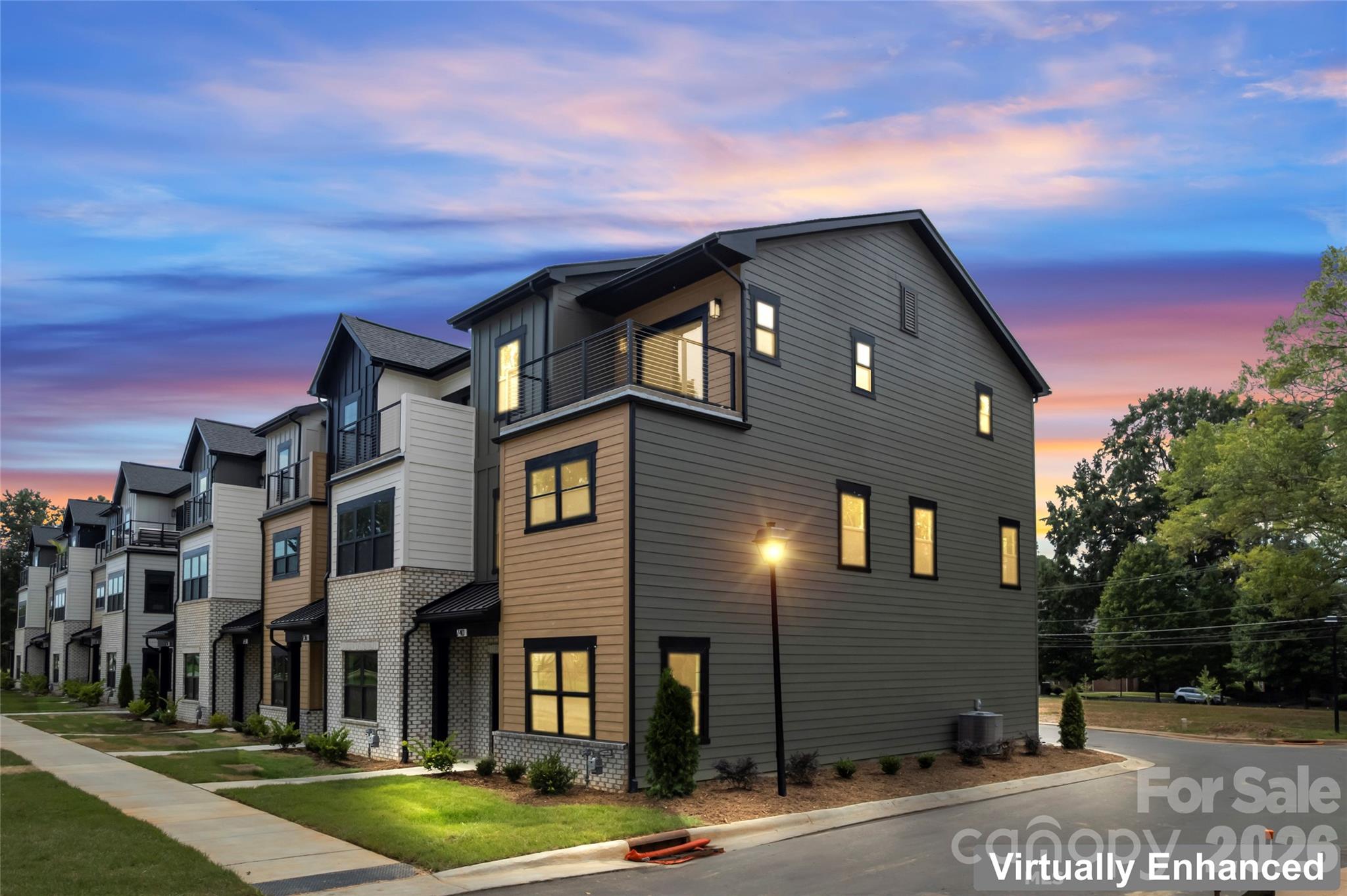 740 Falling Oak Alley Unit: 24