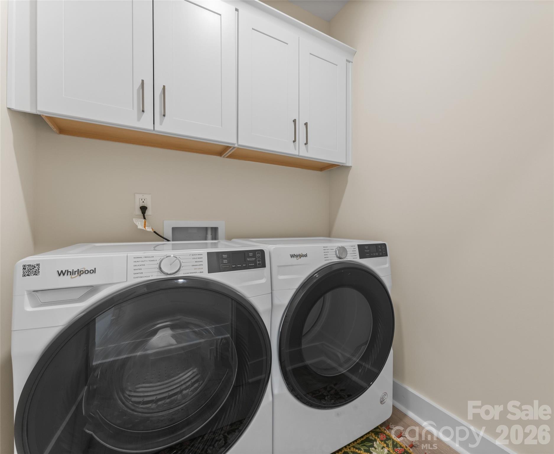 740 Falling Oak Alley Unit: 24