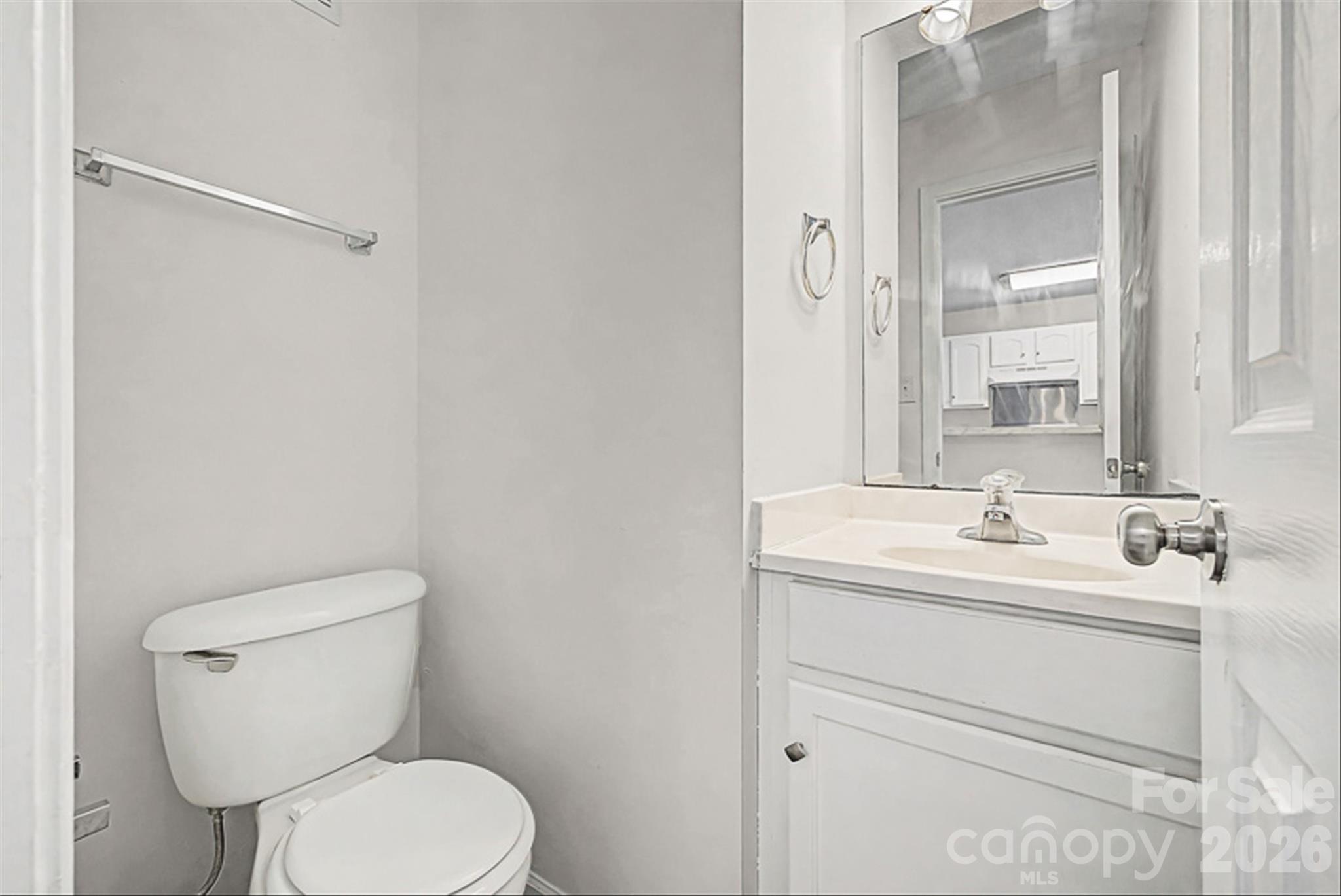 2405 Smugglers Court