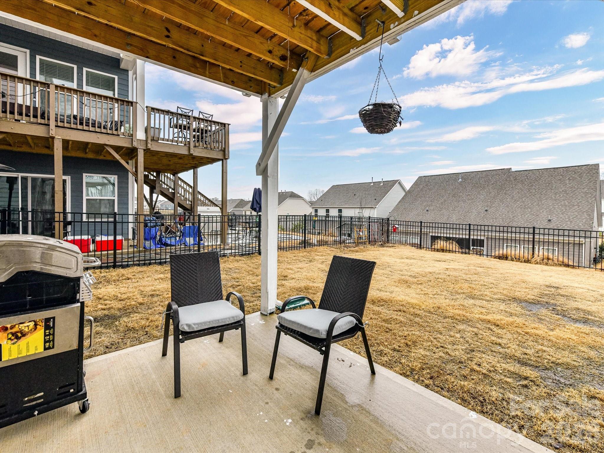 118 Winterberry Street