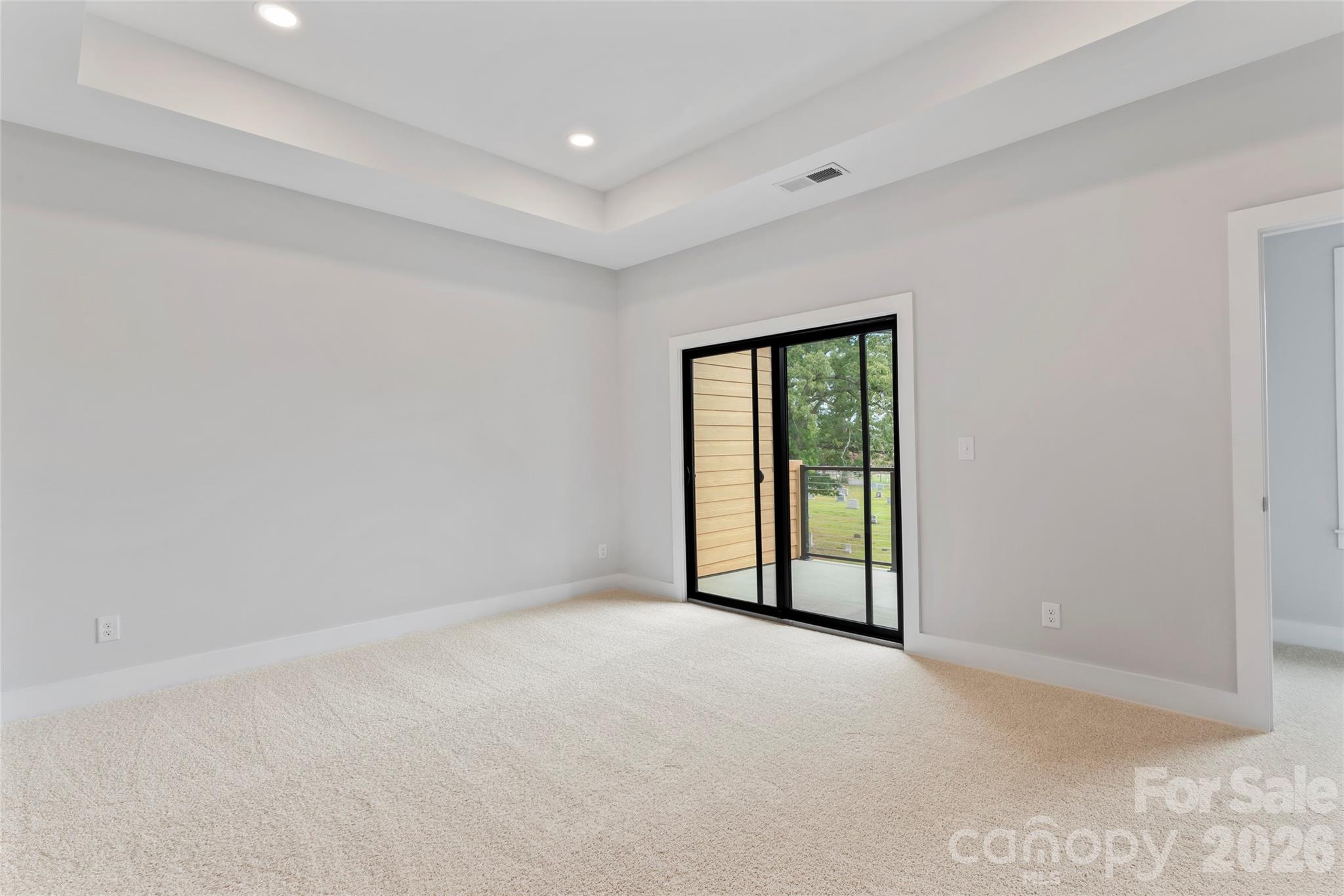 732 Falling Oak Alley