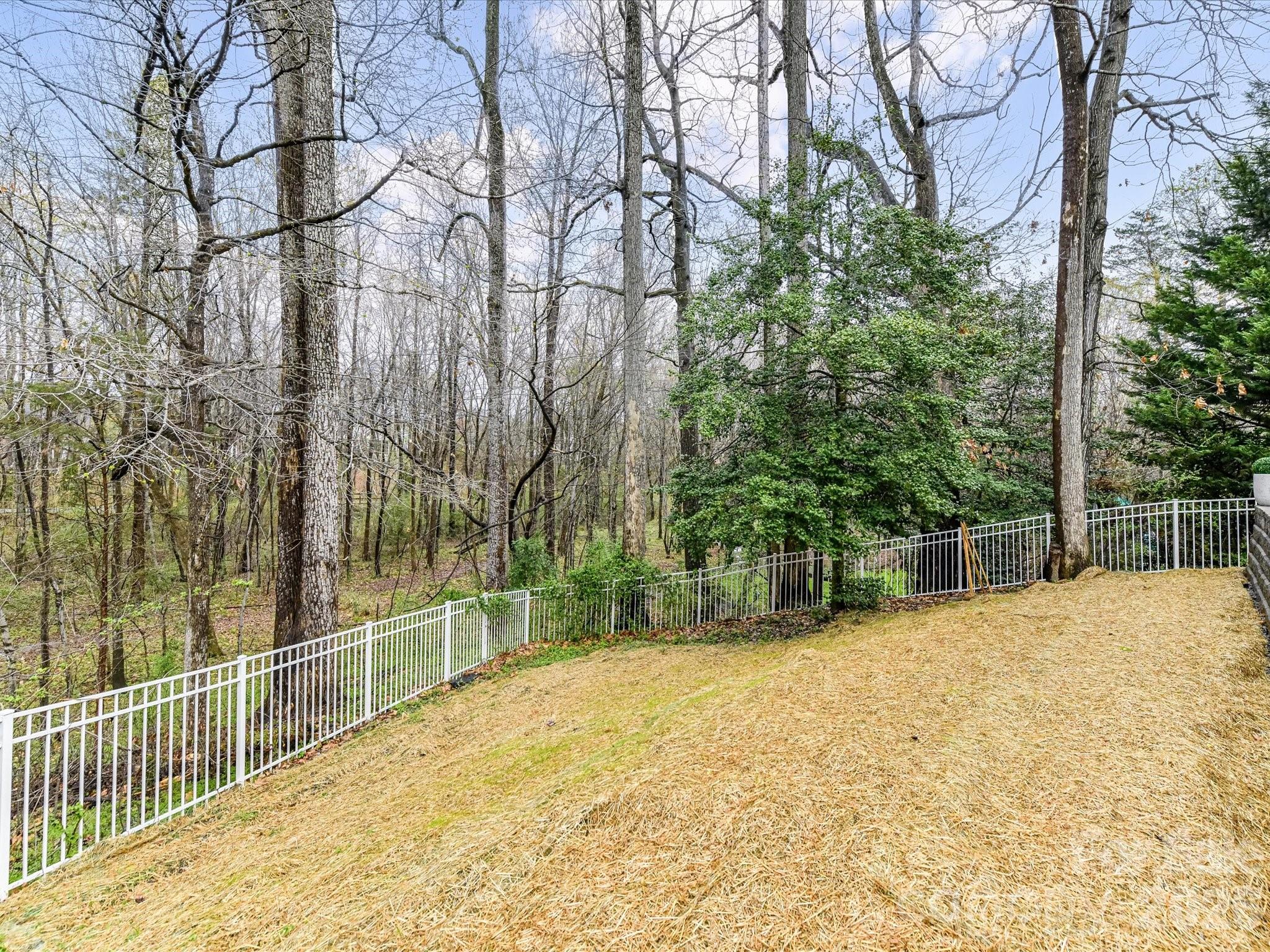 8735 Westmoreland Lake Drive