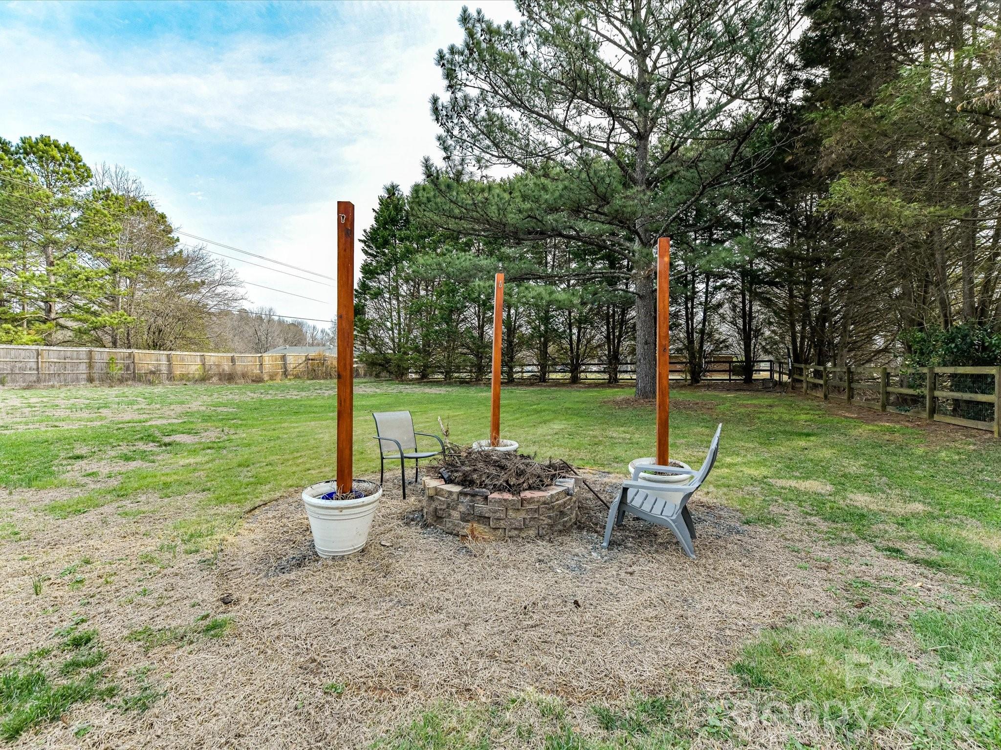 2795 Cold Springs Road