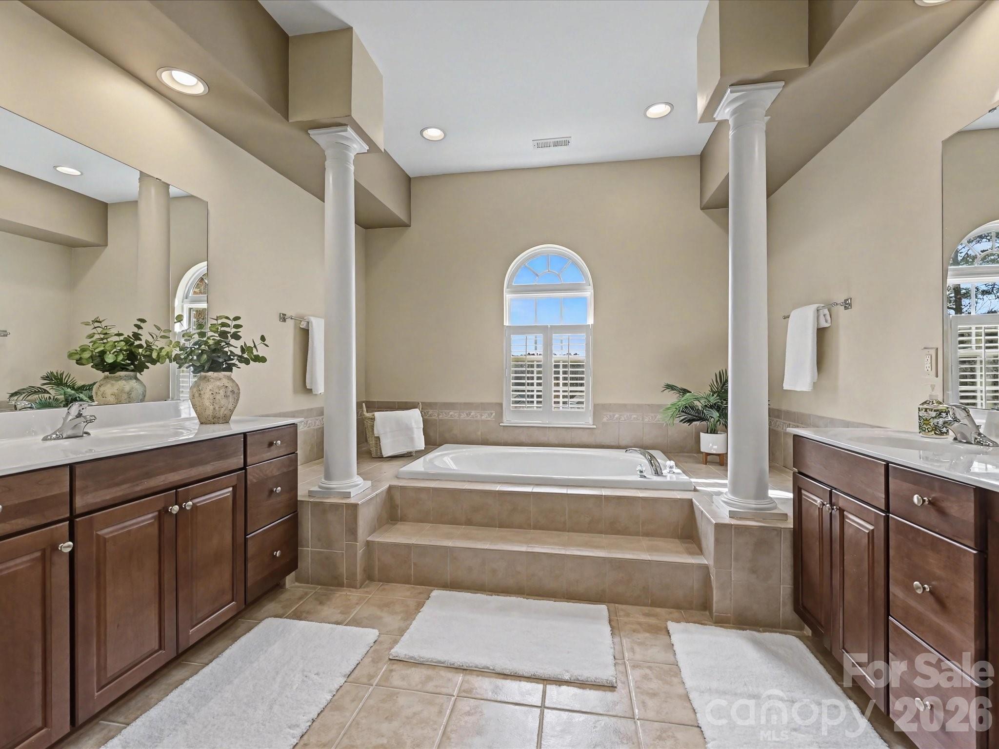 108 Braxton Gate Court