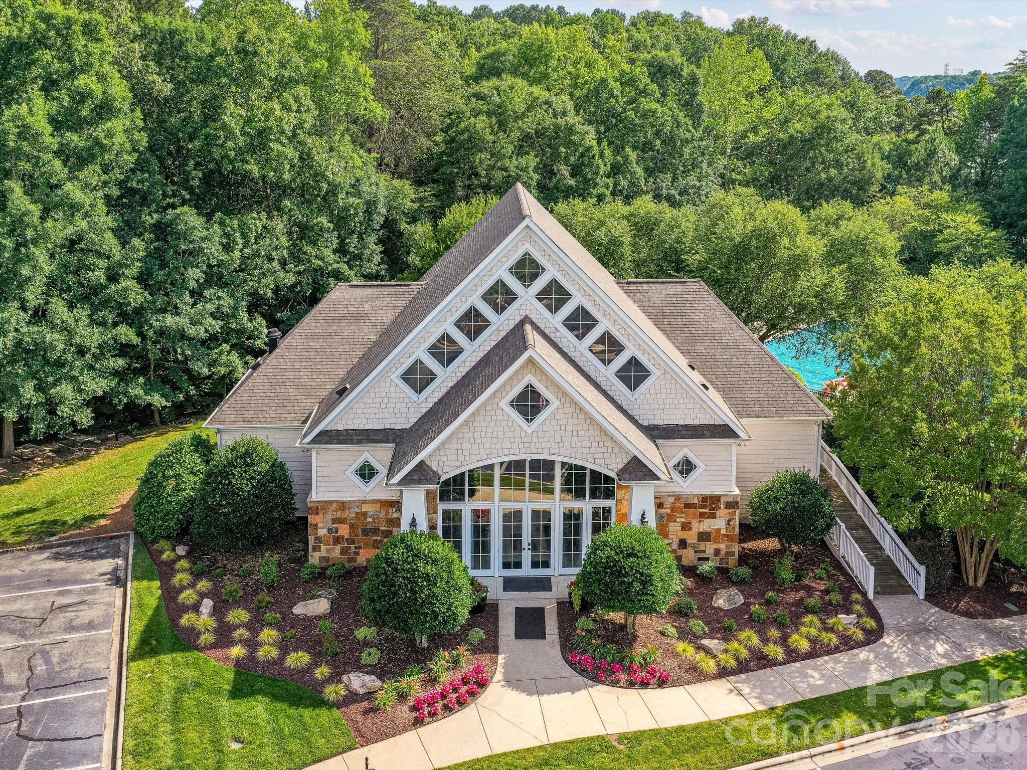 108 Braxton Gate Court