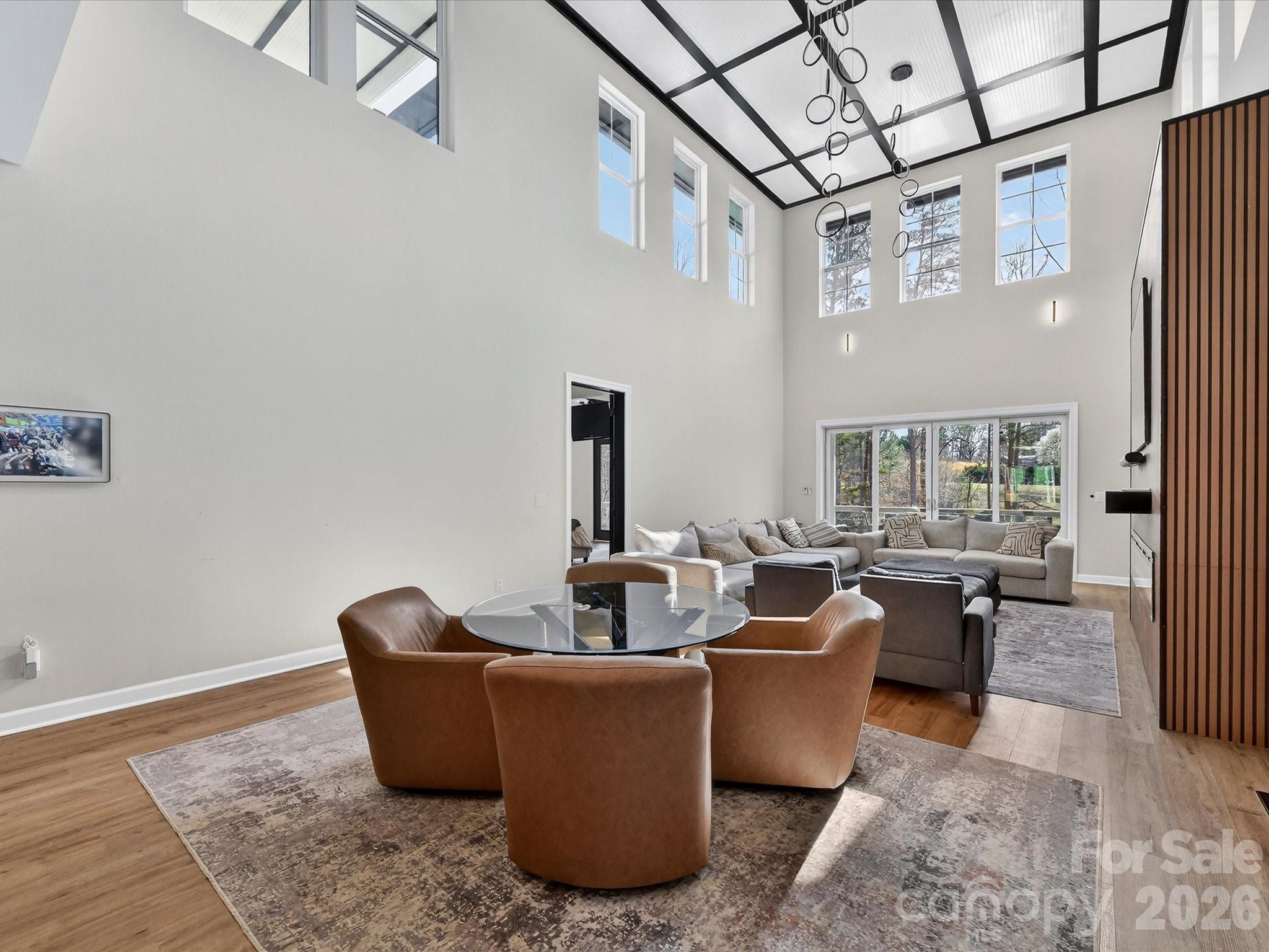 4987 Wildlife Lane