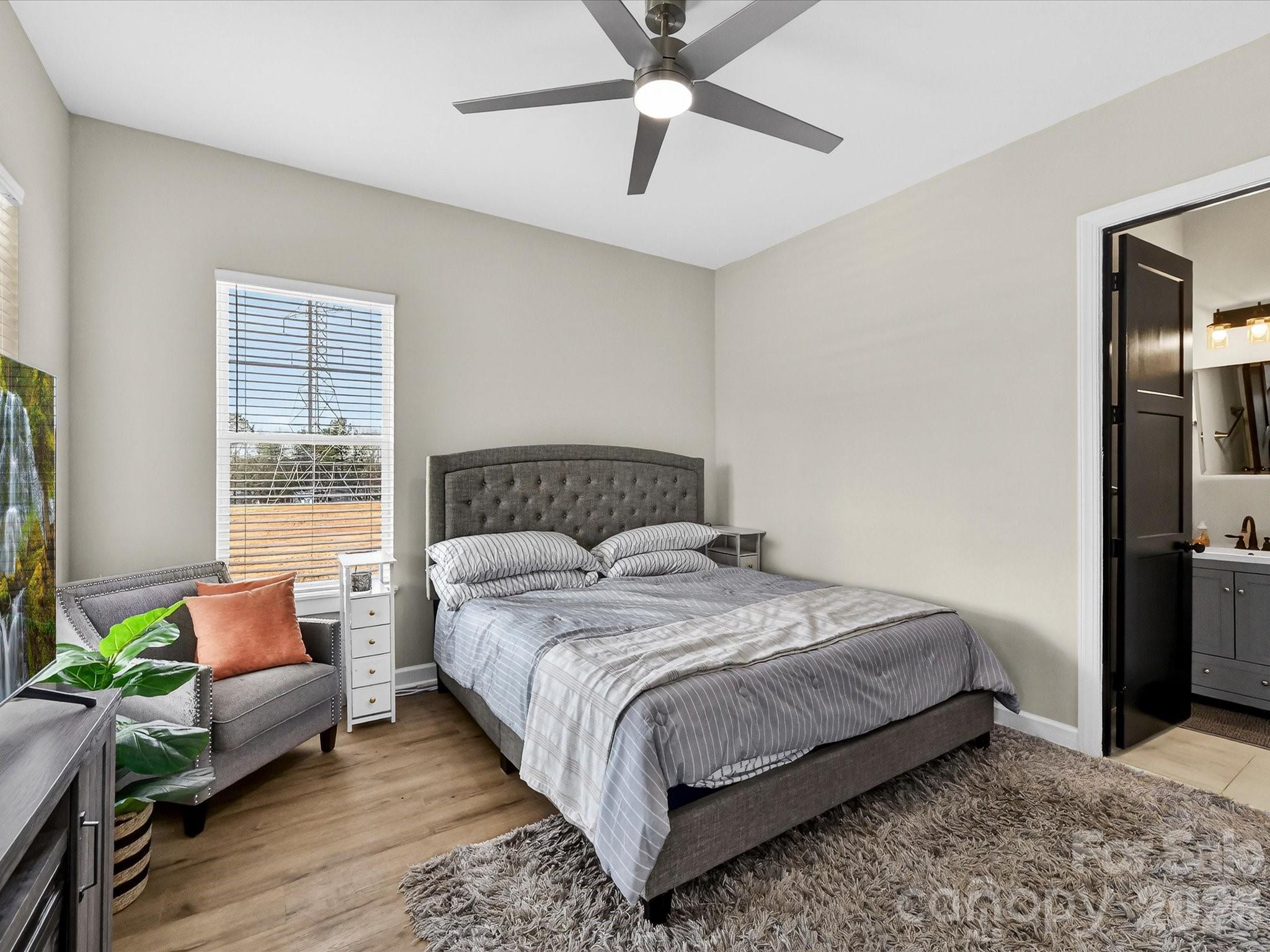 4987 Wildlife Lane