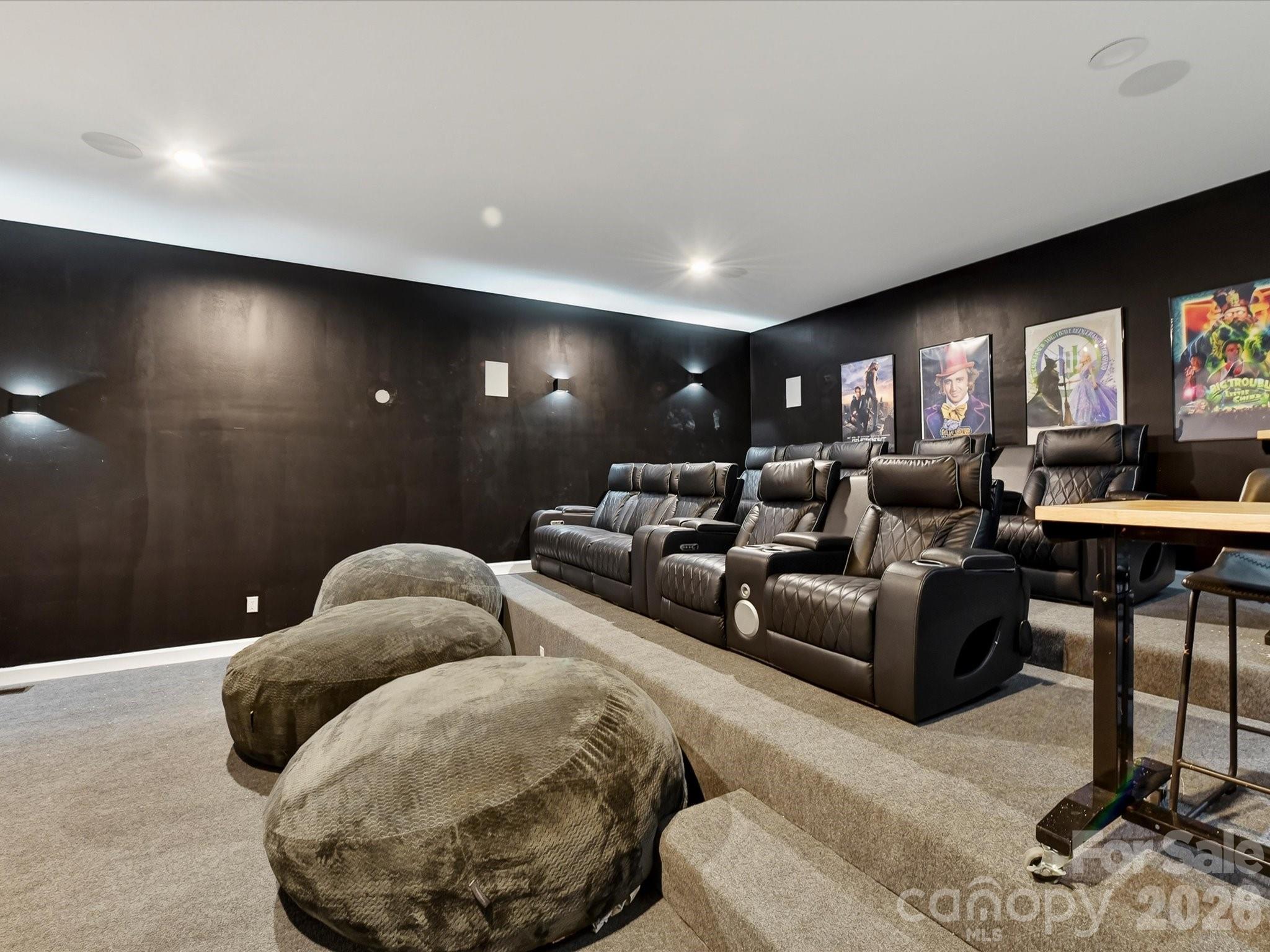 4987 Wildlife Lane