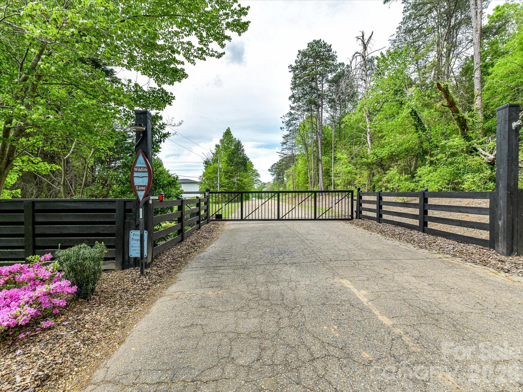 4987 Wildlife Lane