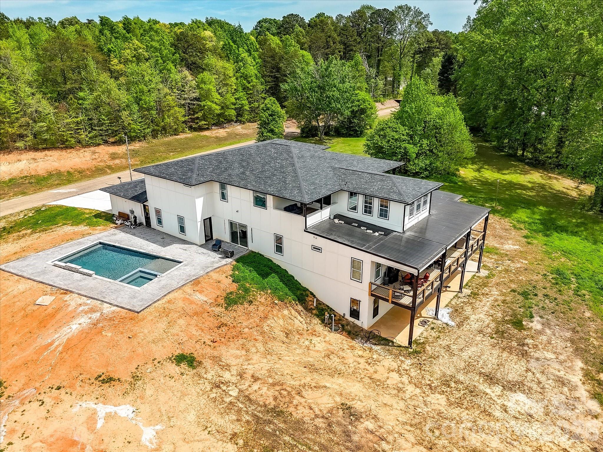 4987 Wildlife Lane
