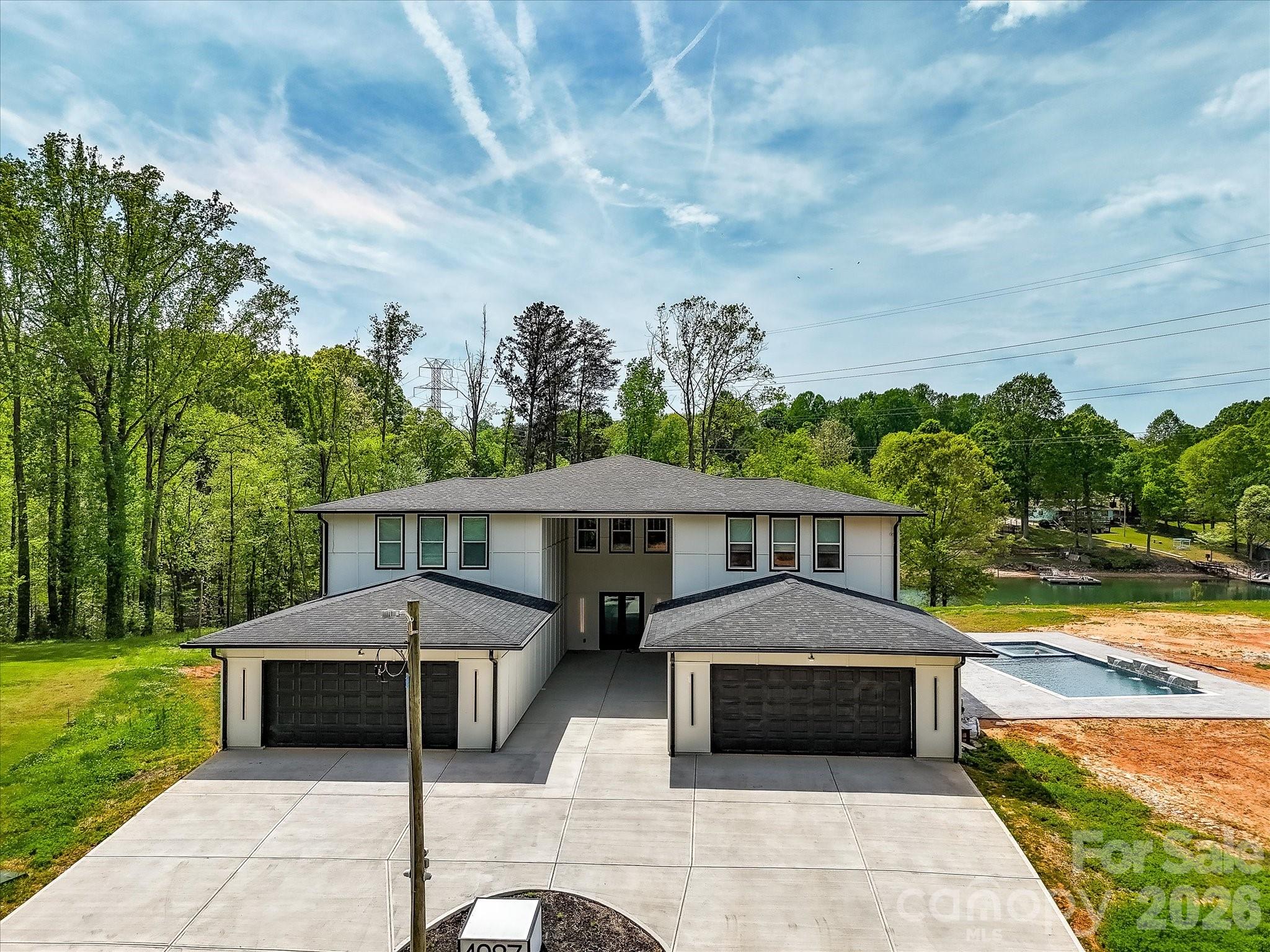 4987 Wildlife Lane