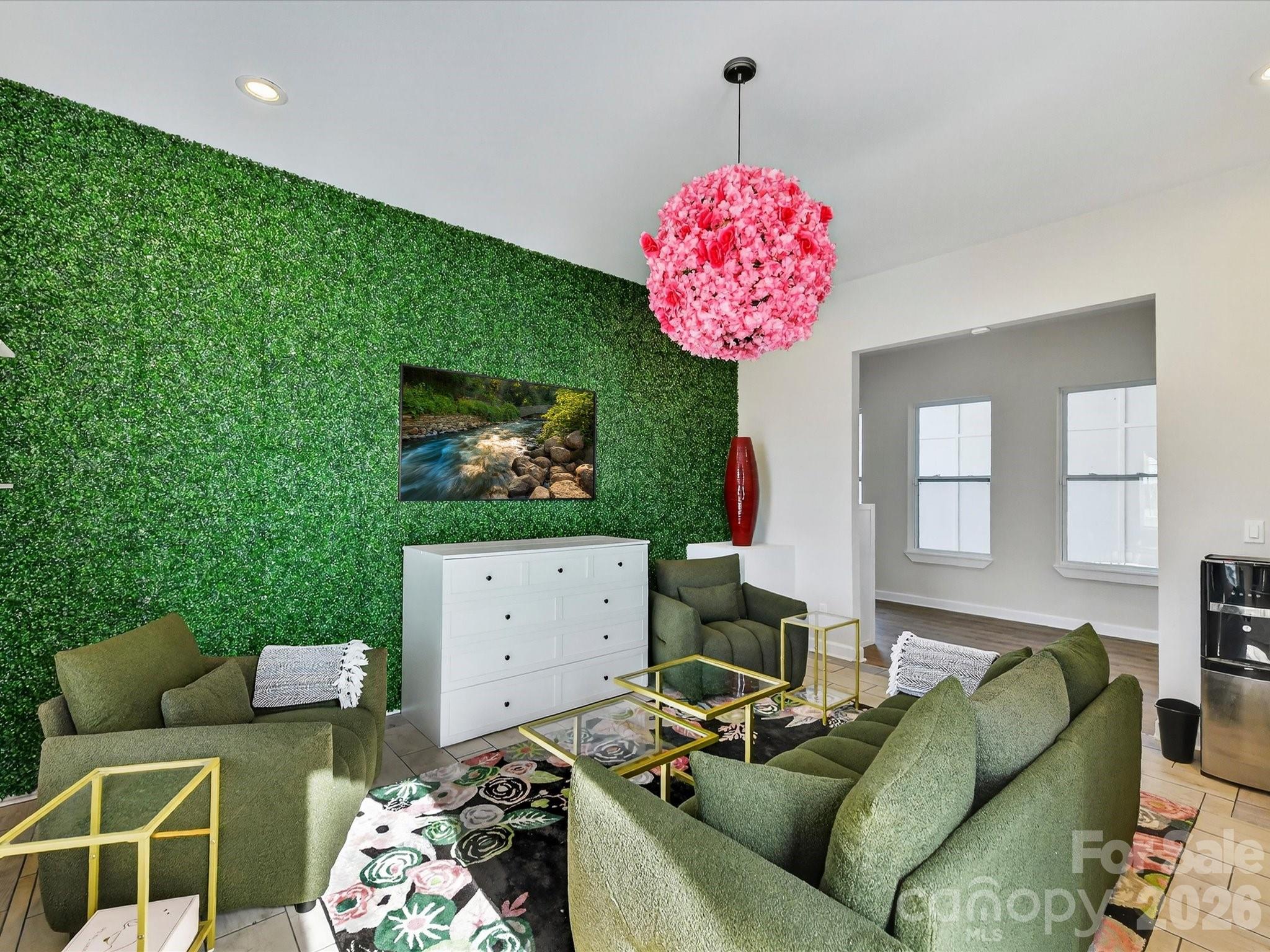 4987 Wildlife Lane