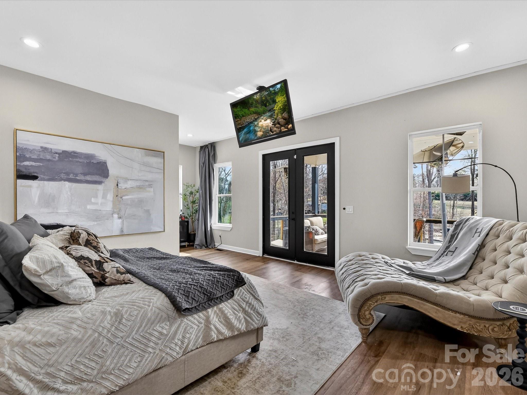 4987 Wildlife Lane