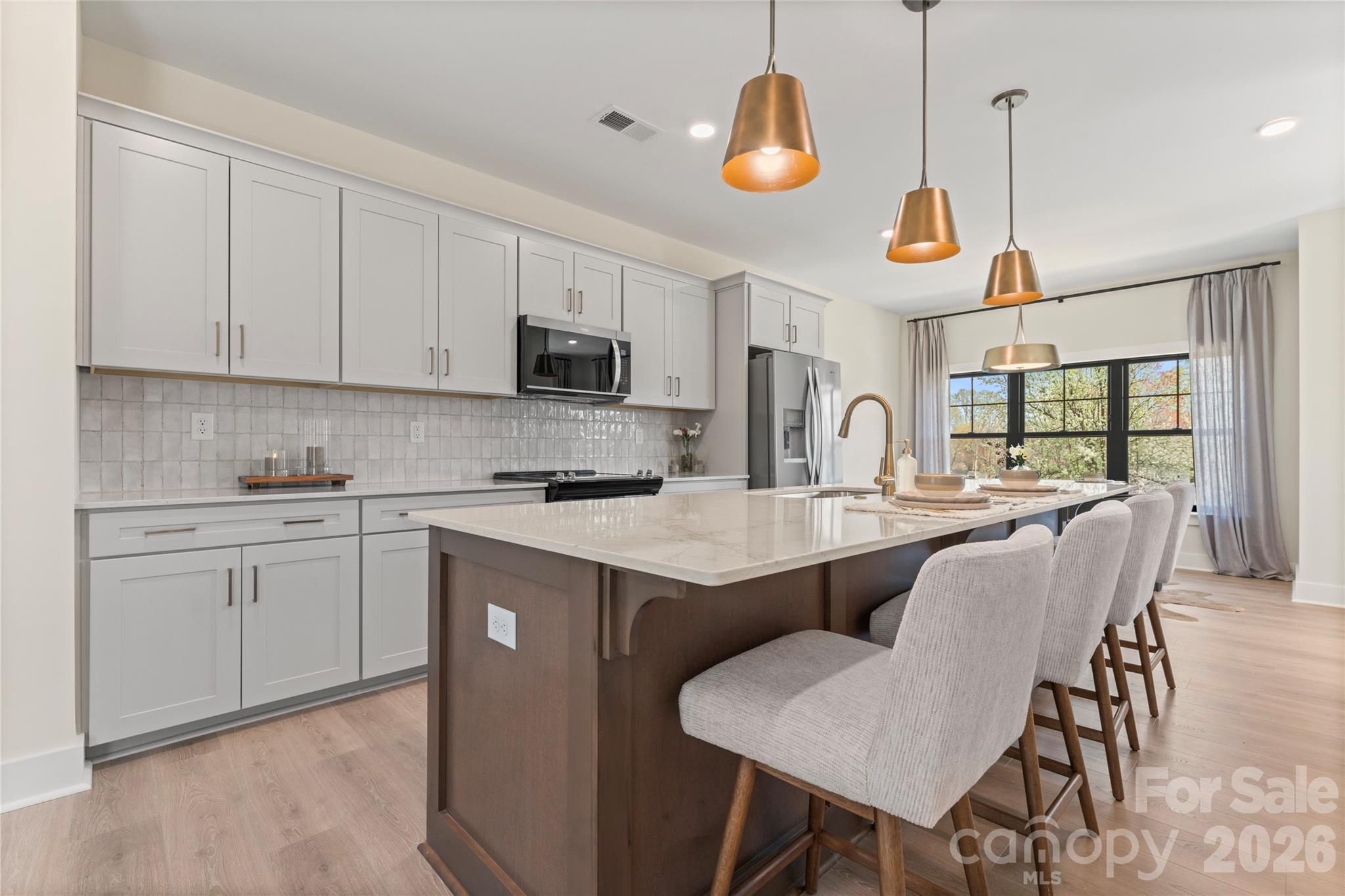 516 Mystic Park Alley Unit: 3