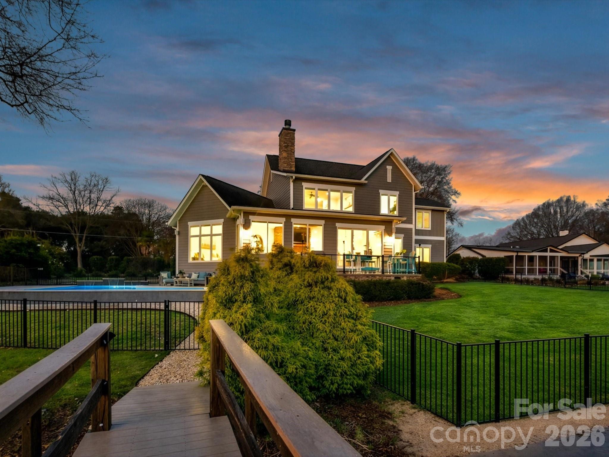 18014 Whispering Oaks Drive