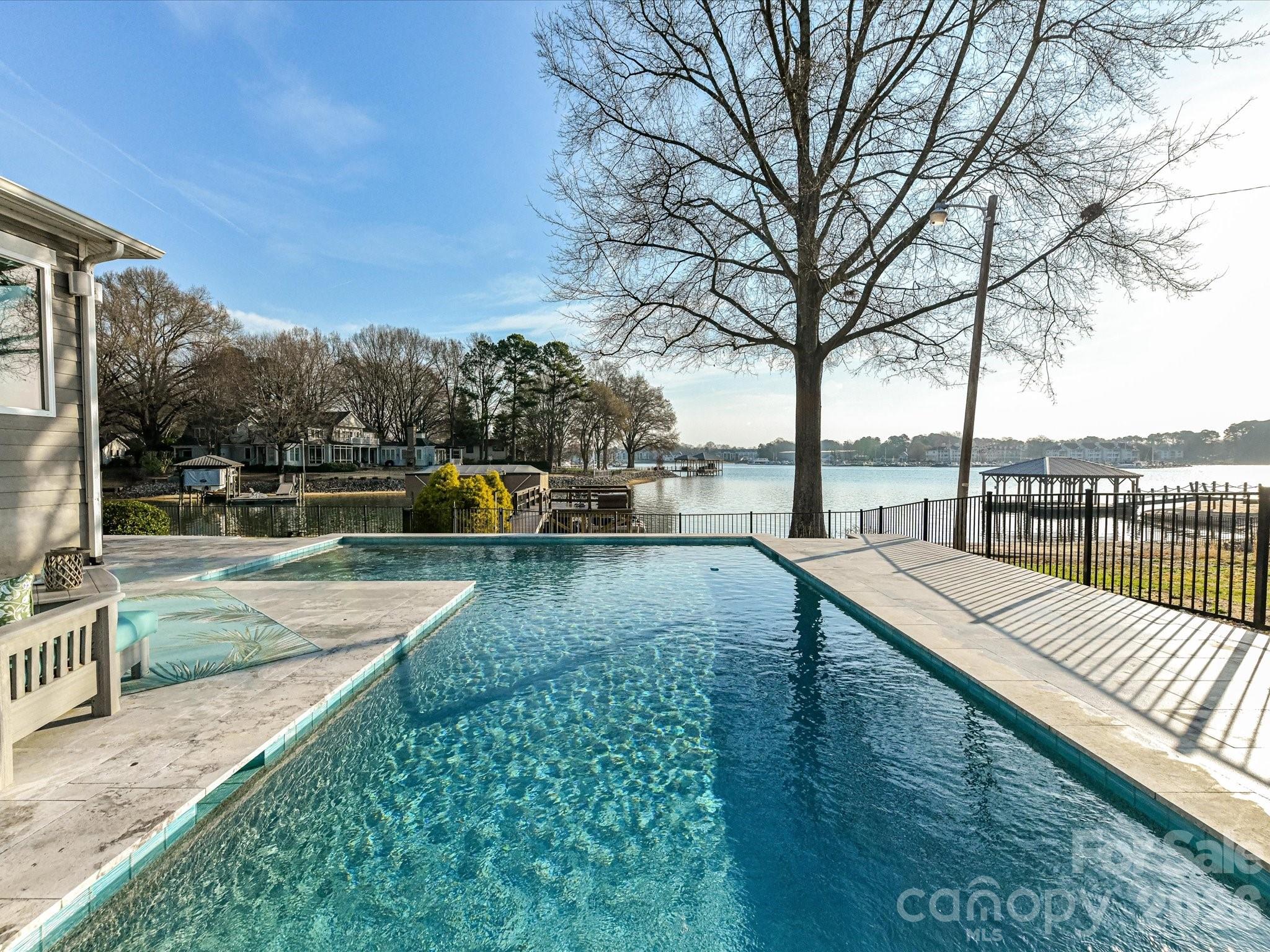 18014 Whispering Oaks Drive