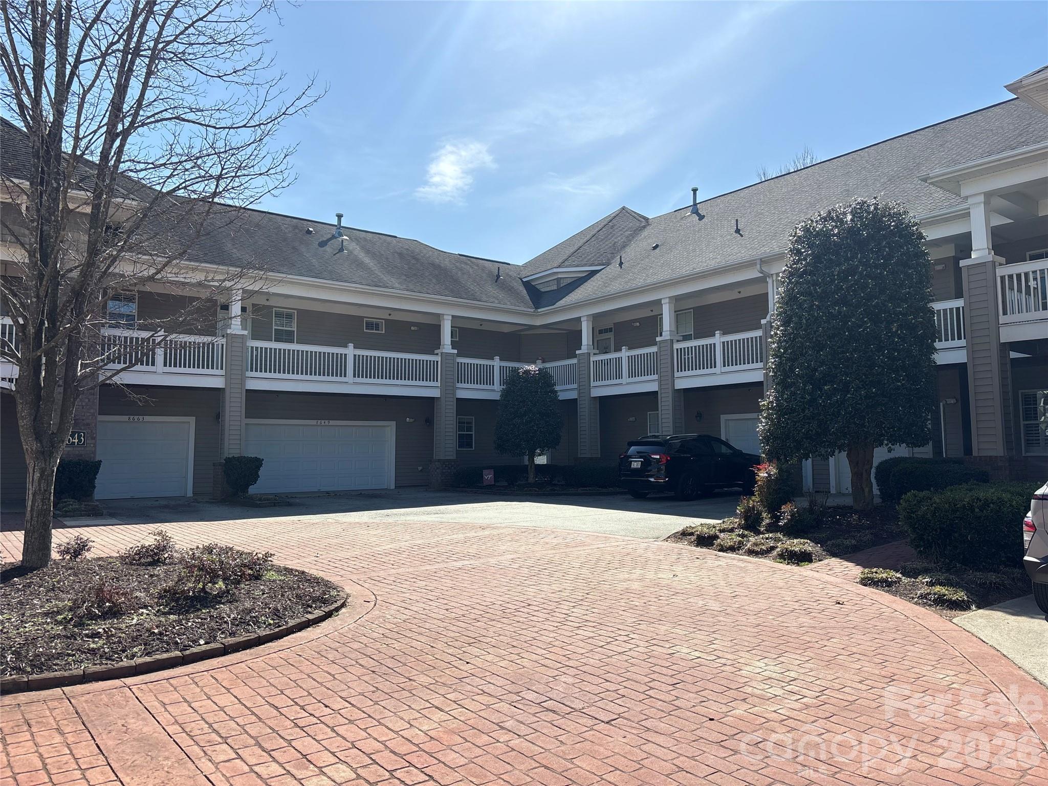 8665 Edinburgh Square Drive