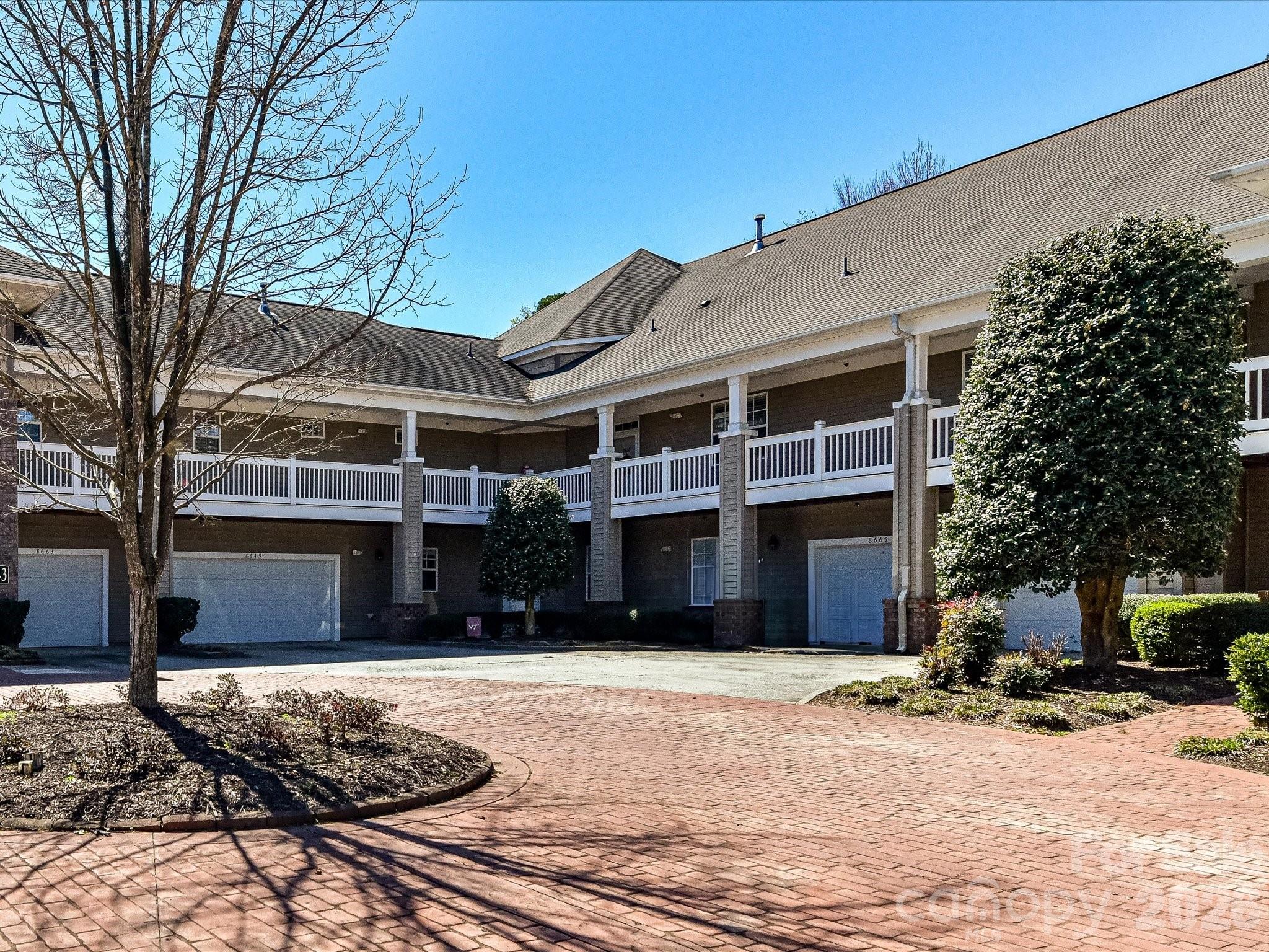 8665 Edinburgh Square Drive