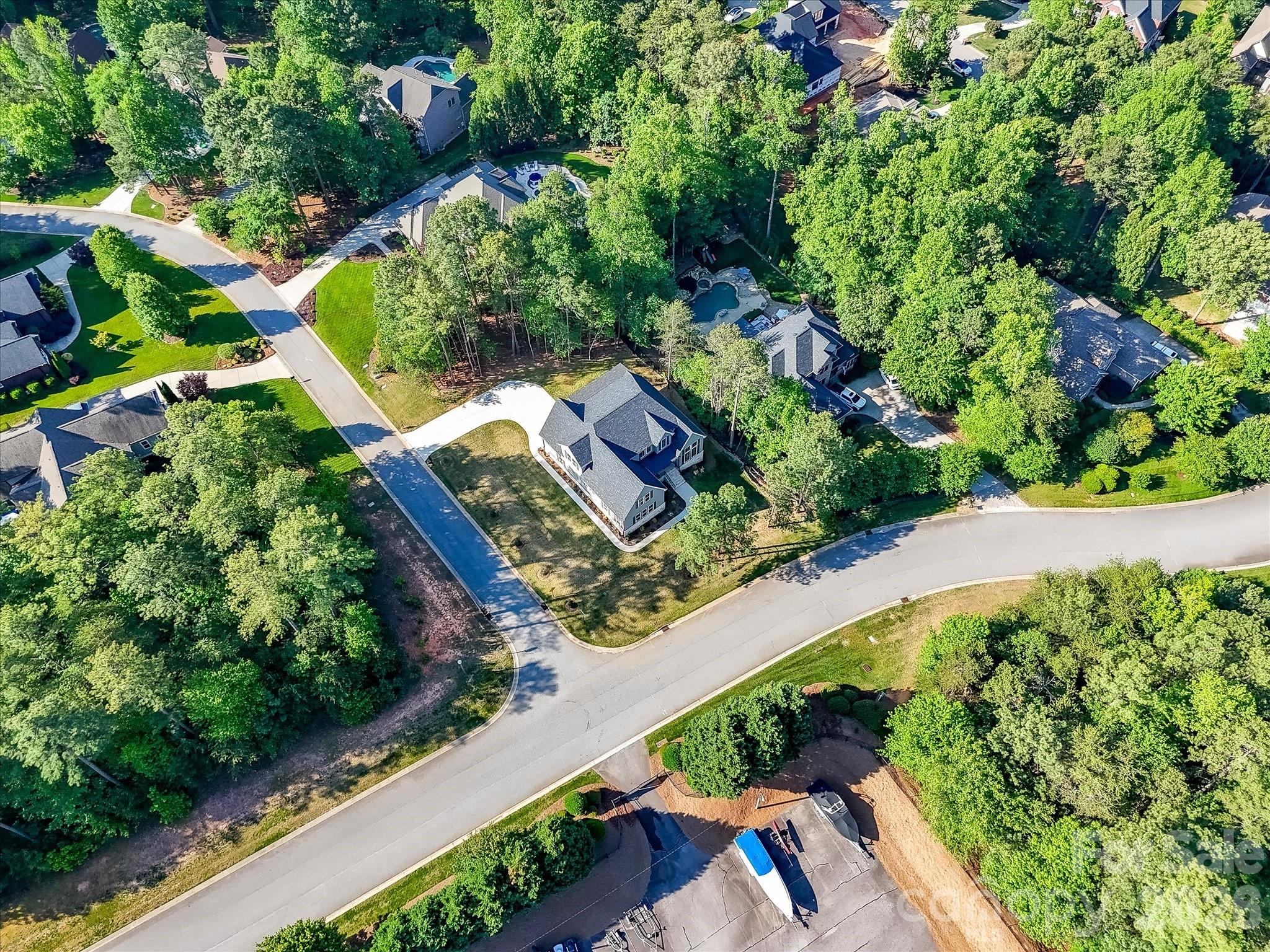 4609 Firethorn Court