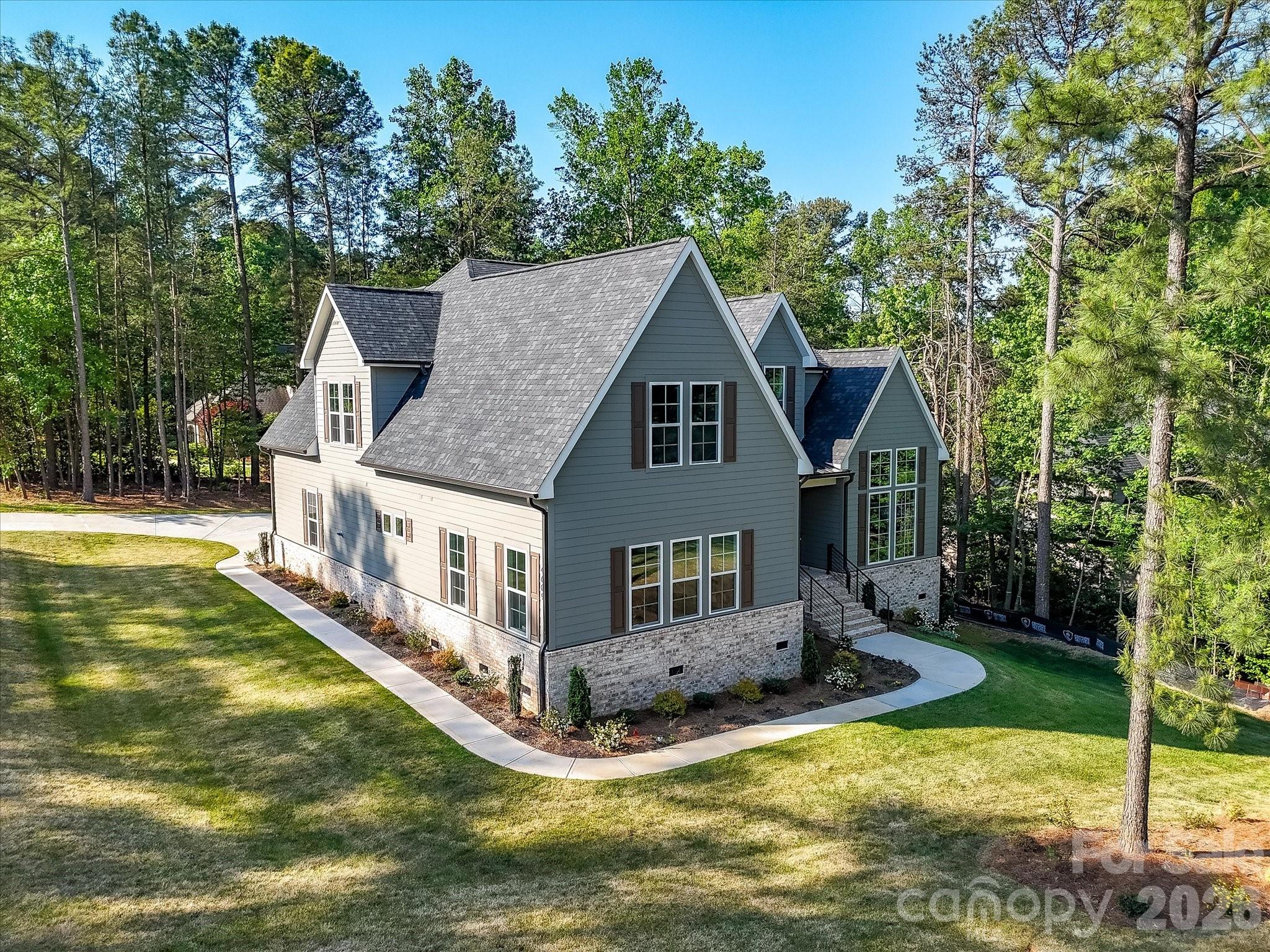 4609 Firethorn Court