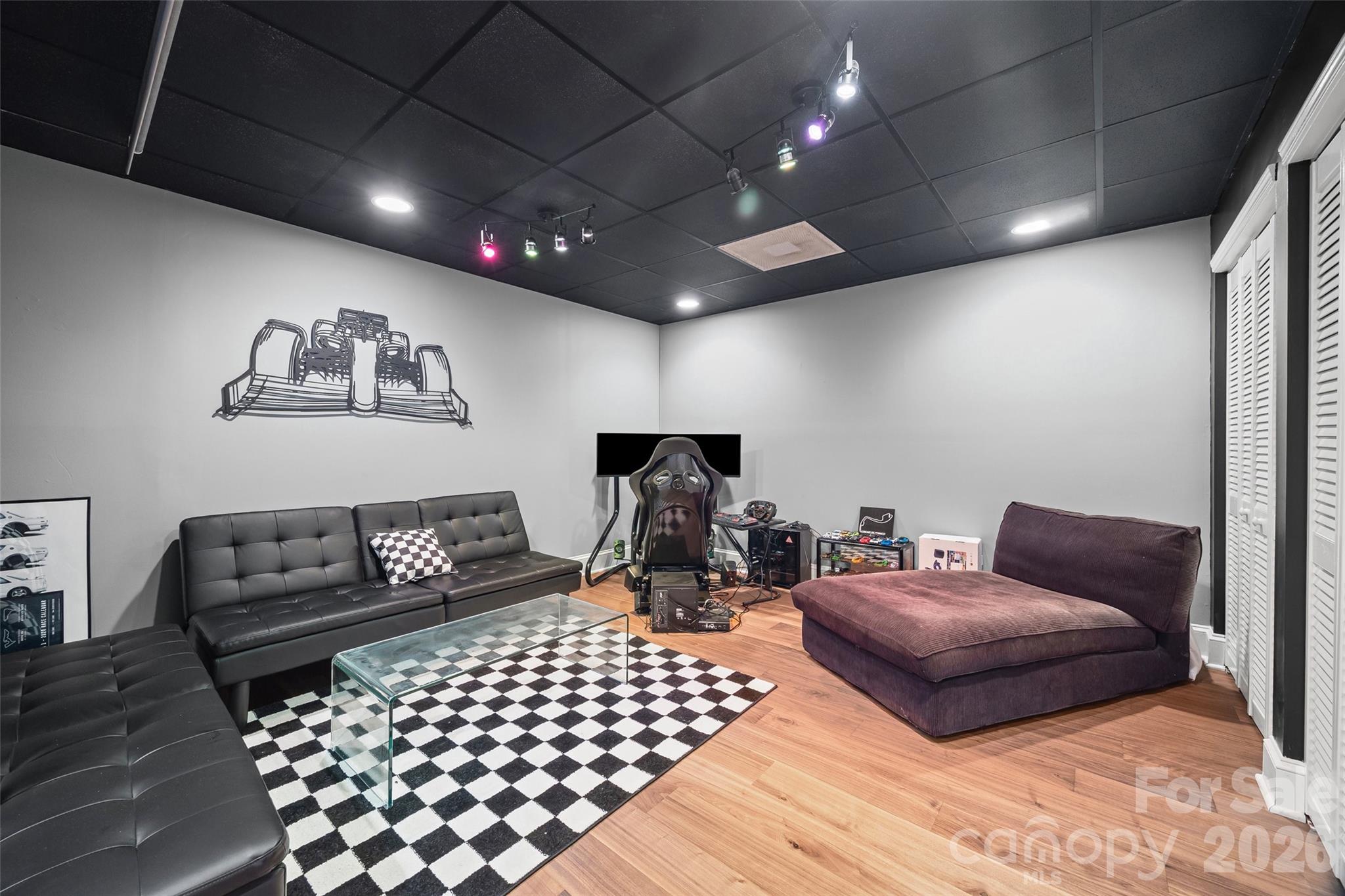 7142 Forest Hills Drive