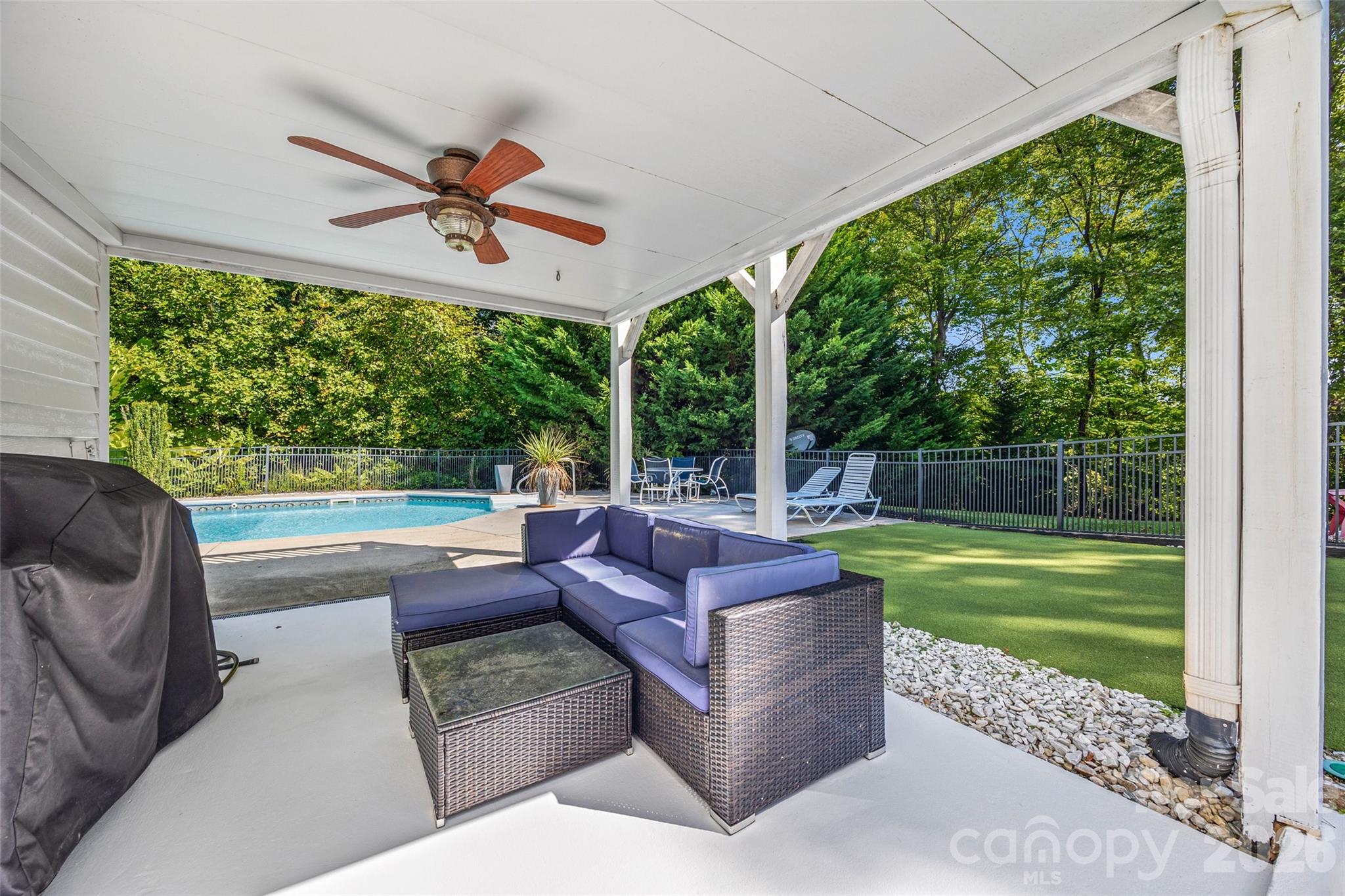 7142 Forest Hills Drive